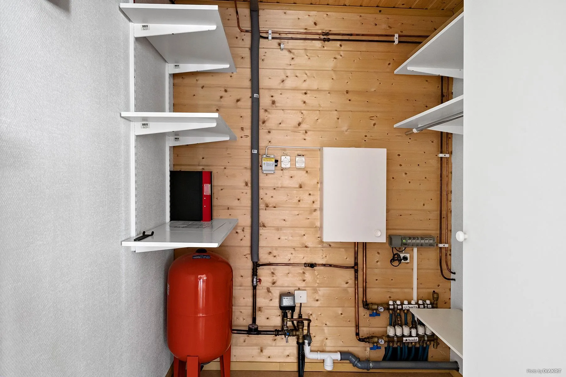 Scandinavian Retreat: 3-Bedroom House with Garden in Saxnäs, Sweden - View image 24 of 34