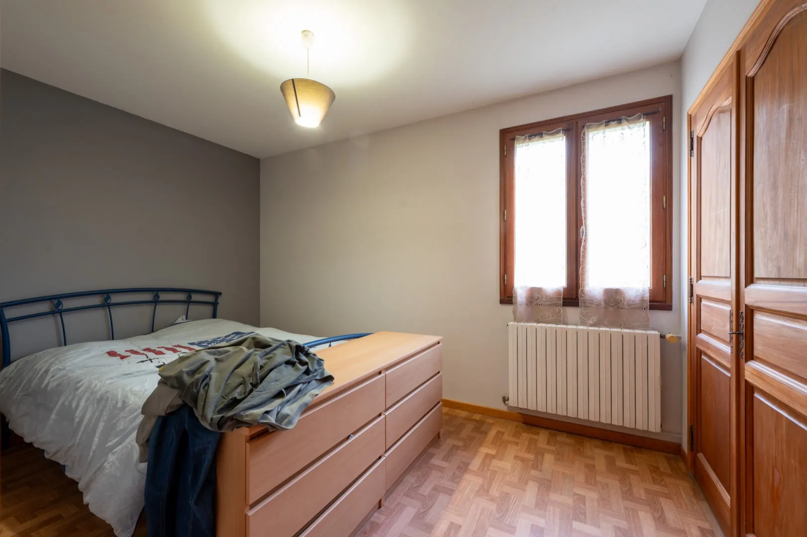 Expansive 5-Bedroom Home with Vast Grounds in Scenic Gourdon, France - View image 11 of 20