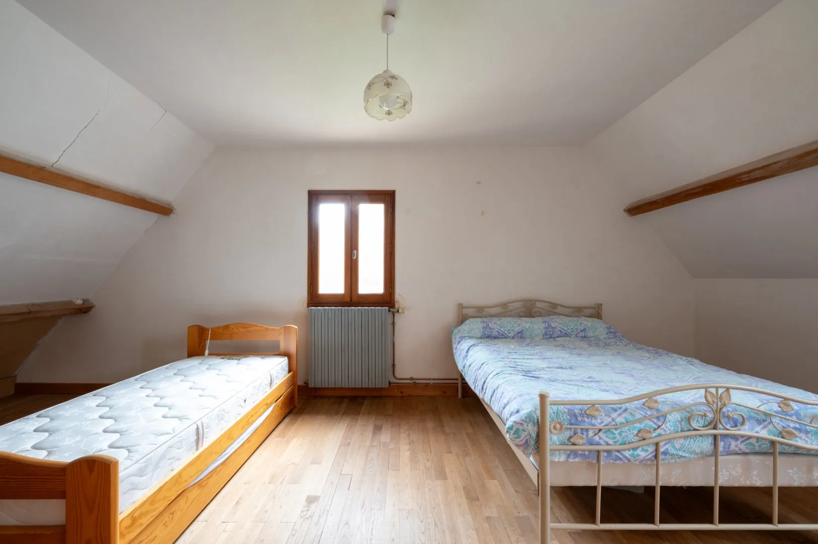 Expansive 5-Bedroom Home with Vast Grounds in Scenic Gourdon, France - View image 12 of 20