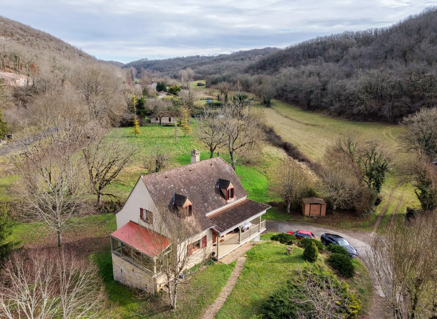 Expansive 5-Bedroom Home with Vast Grounds in Scenic Gourdon, France - View image 19 of 20
