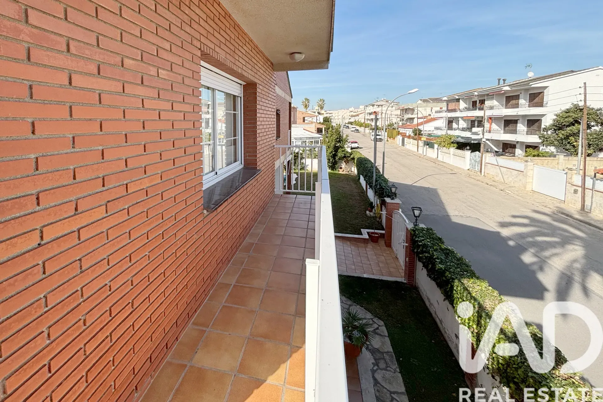 Spacious 5-Bedroom House with Pool and Garden in Coastal Creixell - View image 31 of 31