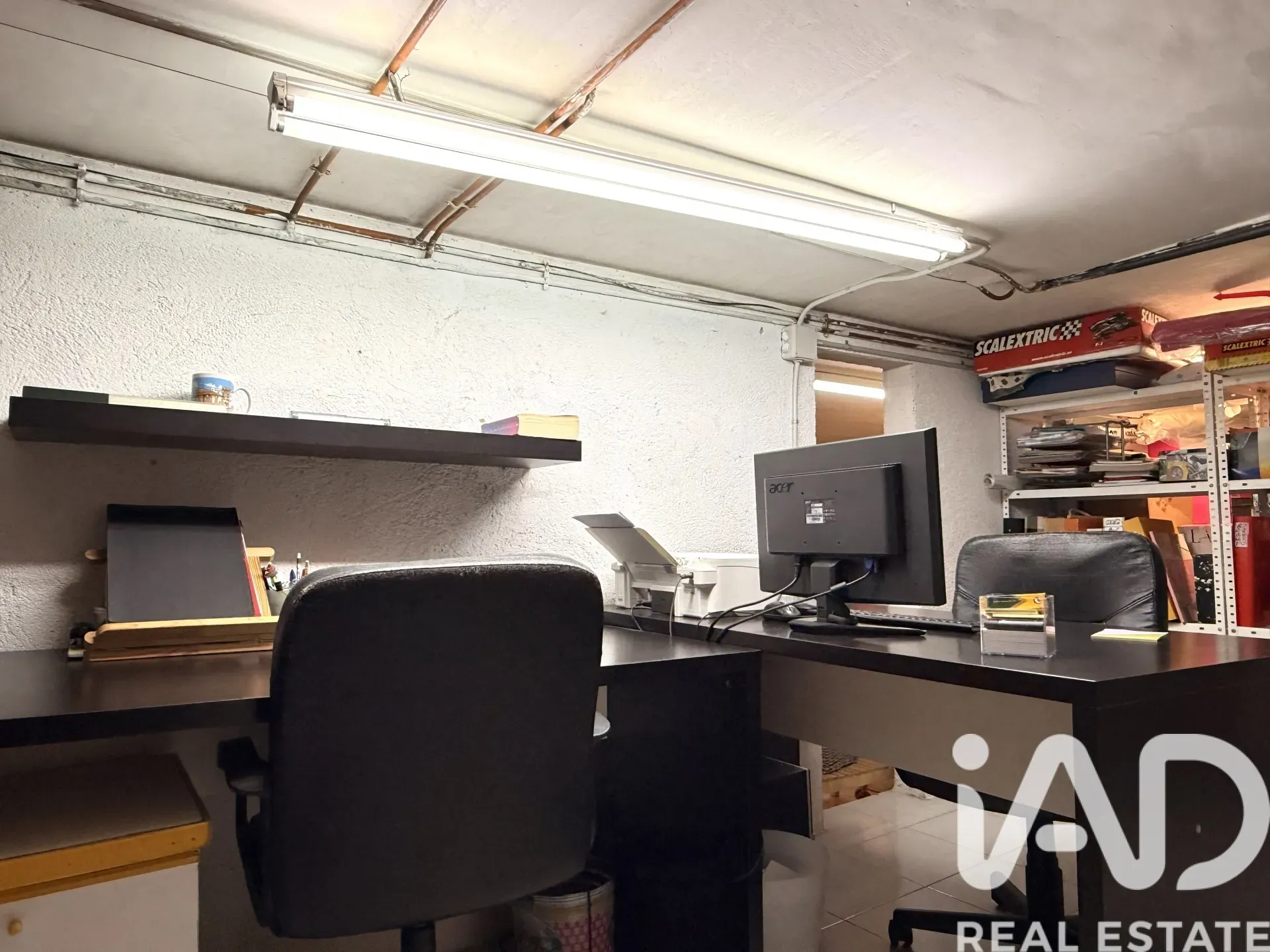 Spacious Family Home with Garden and Terrace in Santa Eulàlia de Ronçana - View image 34 of 36