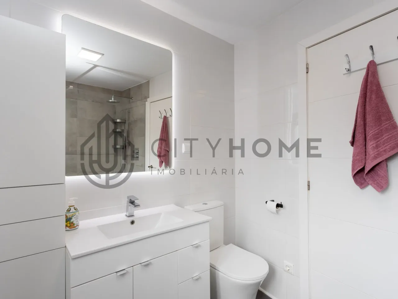 Furnished 2-Bedroom House with Pool and Garden in Portuguese Countryside - View image 16 of 34