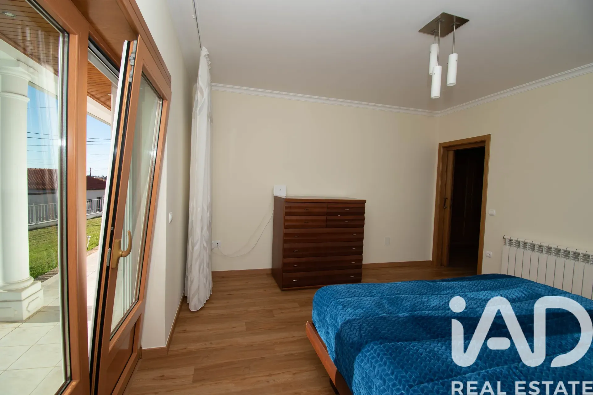 Modern Energy-Efficient 4-Bedroom House with Spacious Garden in Leiria, Portugal - View image 21 of 29