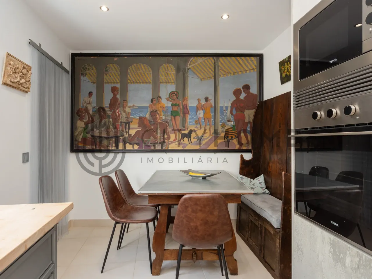 Portugal's Ferragudo: 3-Bedroom Townhouse with Balcony and Terrace - View image 11 of 57