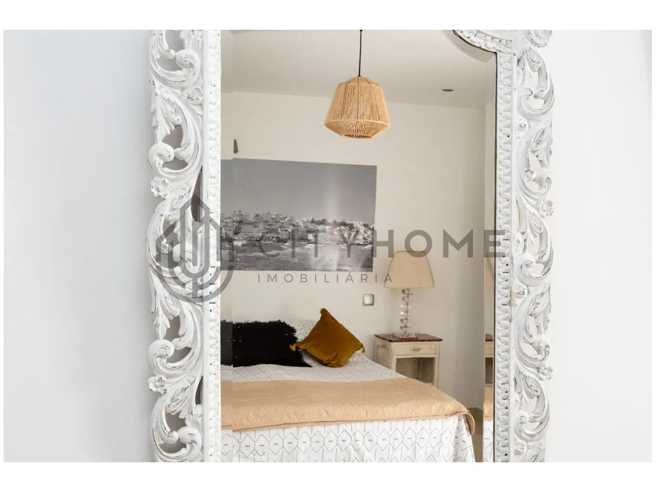 Portugal's Ferragudo: 3-Bedroom Townhouse with Balcony and Terrace - View image 24 of 57