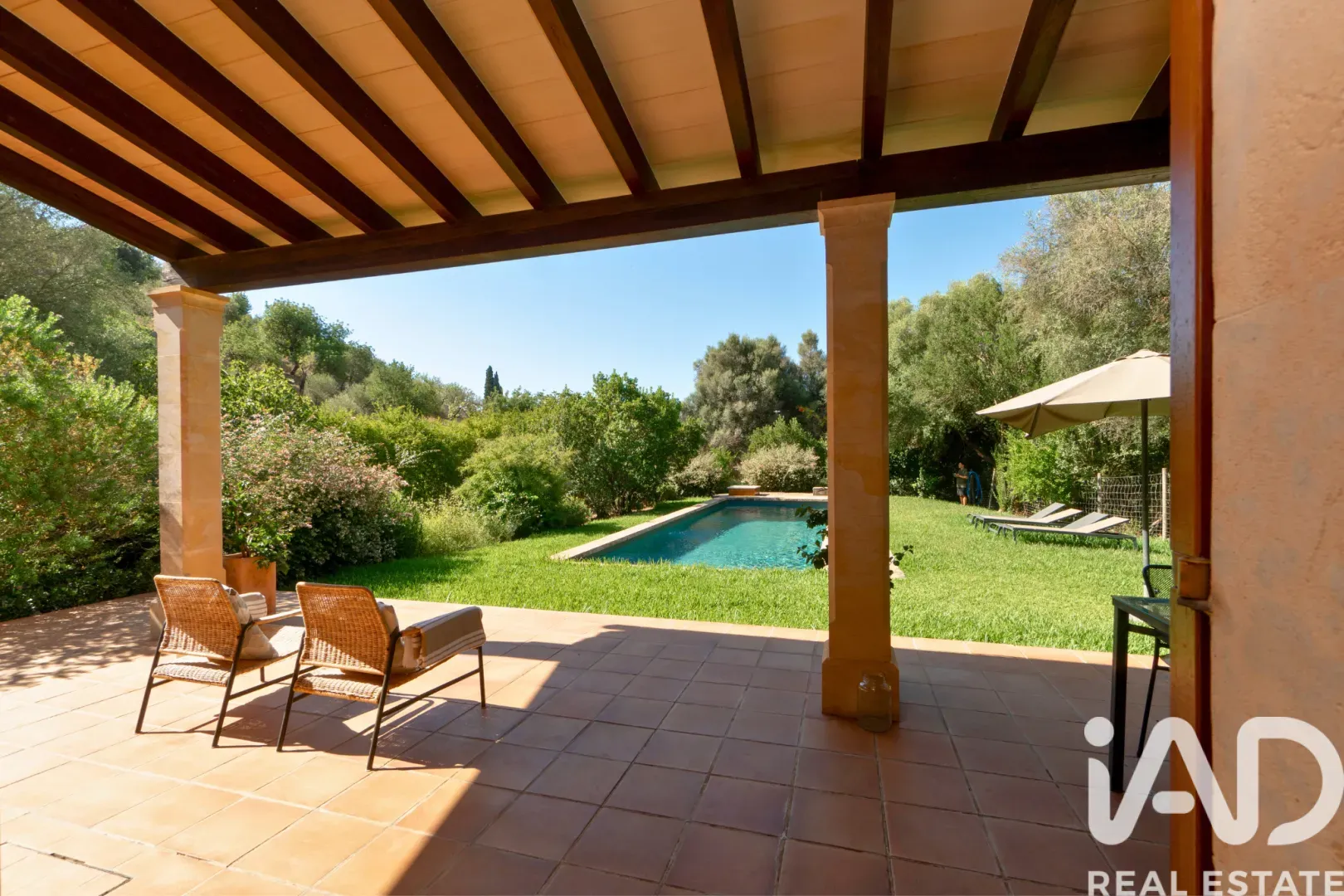 Modern 2-Bedroom House with Expansive Grounds and Pool in Campanet - View image 10 of 28