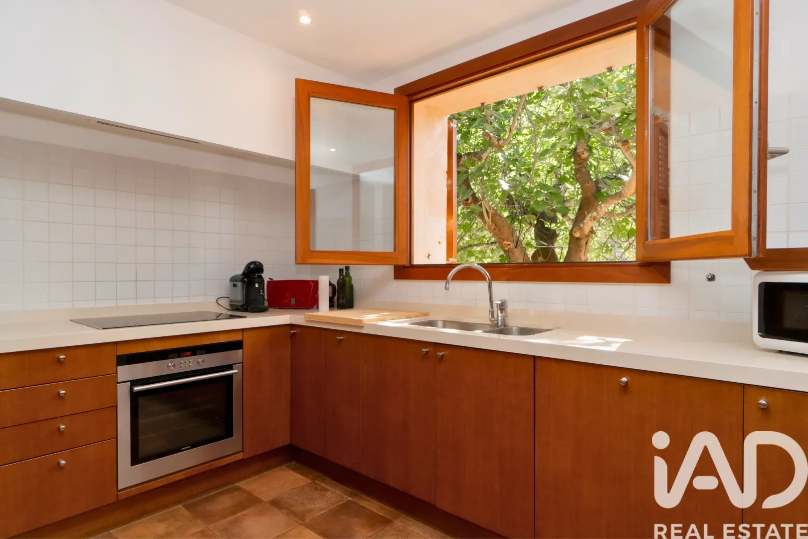 Modern 2-Bedroom House with Expansive Grounds and Pool in Campanet - View image 20 of 28