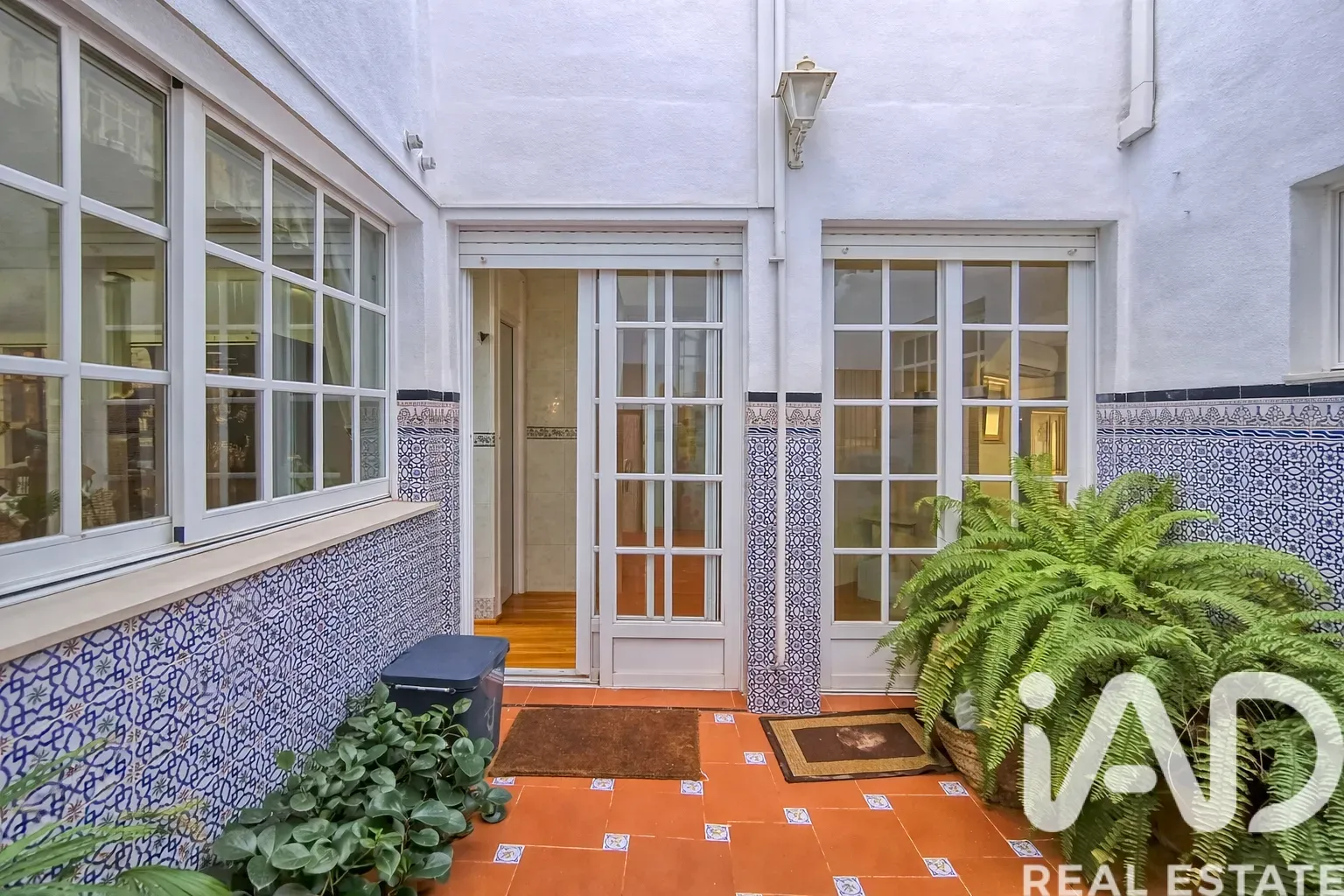 Contemporary 4-Bedroom House with Panoramic Terrace in San Vicente del Raspeig - View image 12 of 32