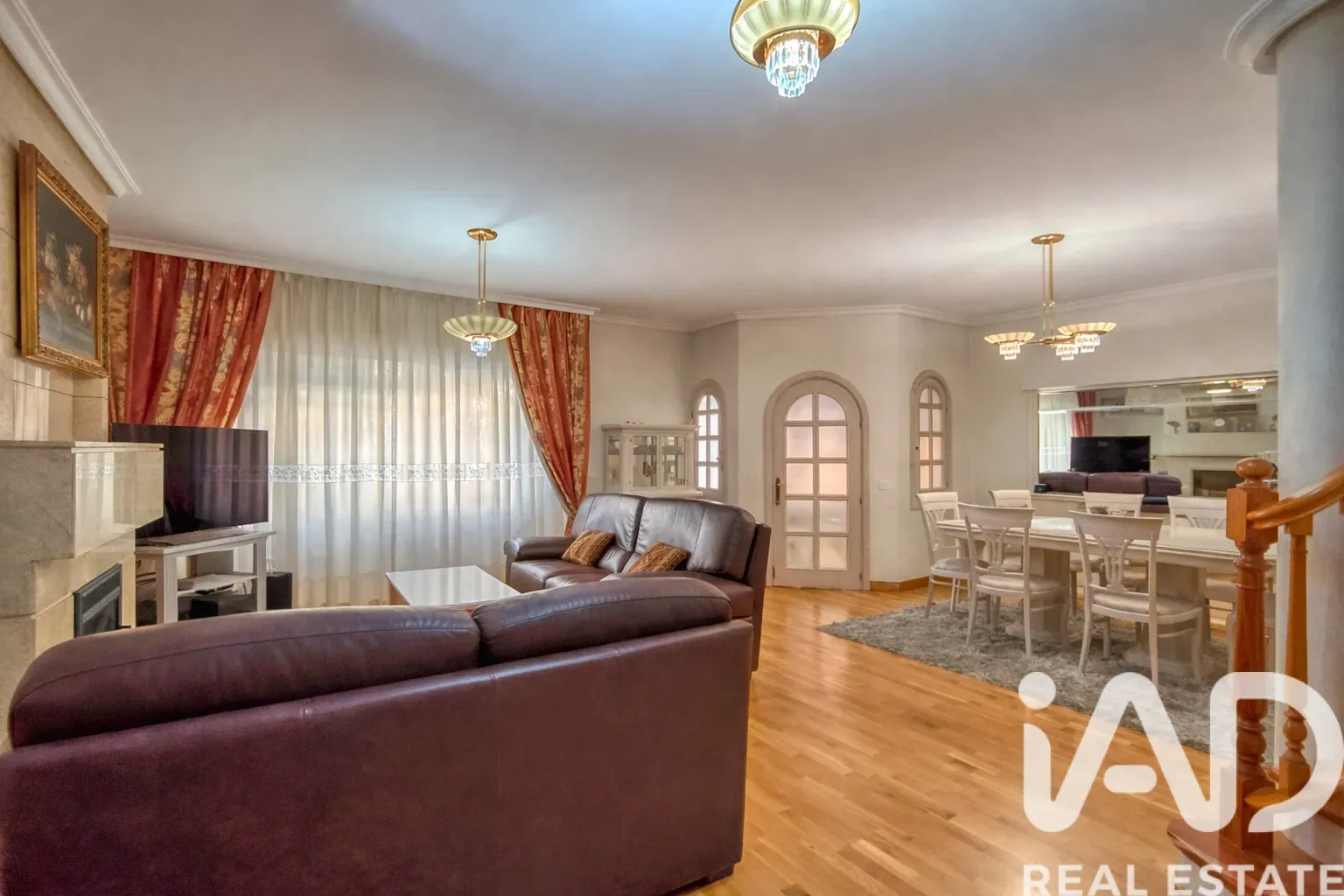 Contemporary 4-Bedroom House with Panoramic Terrace in San Vicente del Raspeig - View image 25 of 32