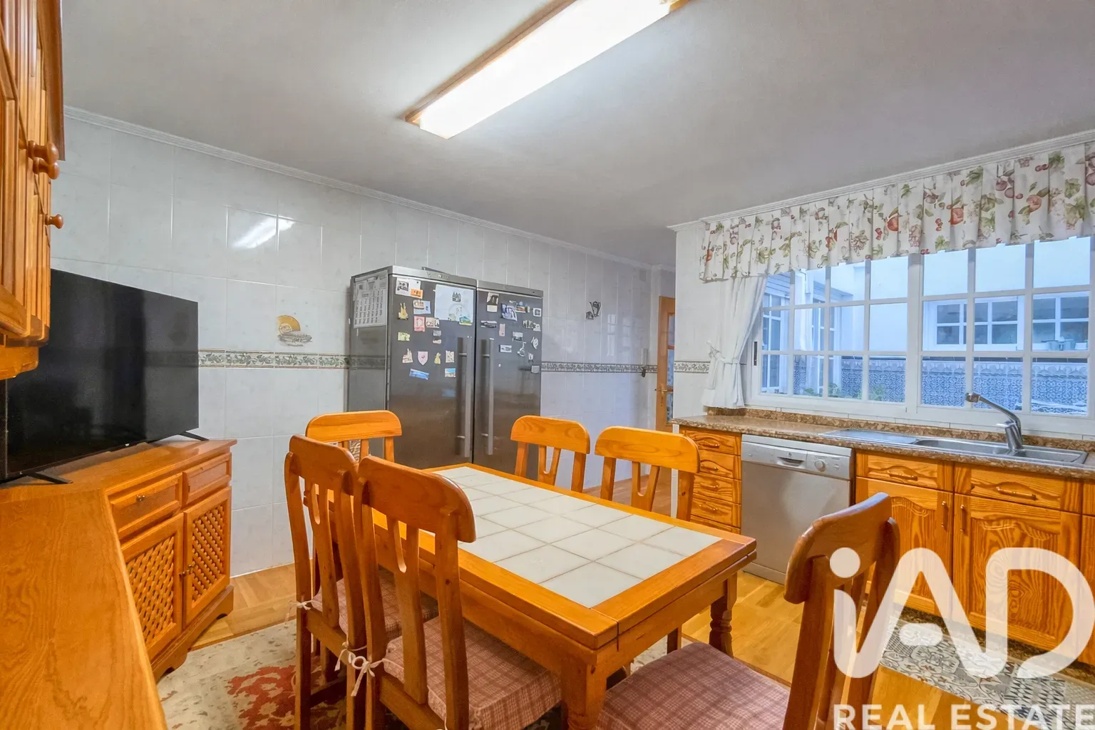 Contemporary 4-Bedroom House with Panoramic Terrace in San Vicente del Raspeig - View image 29 of 32