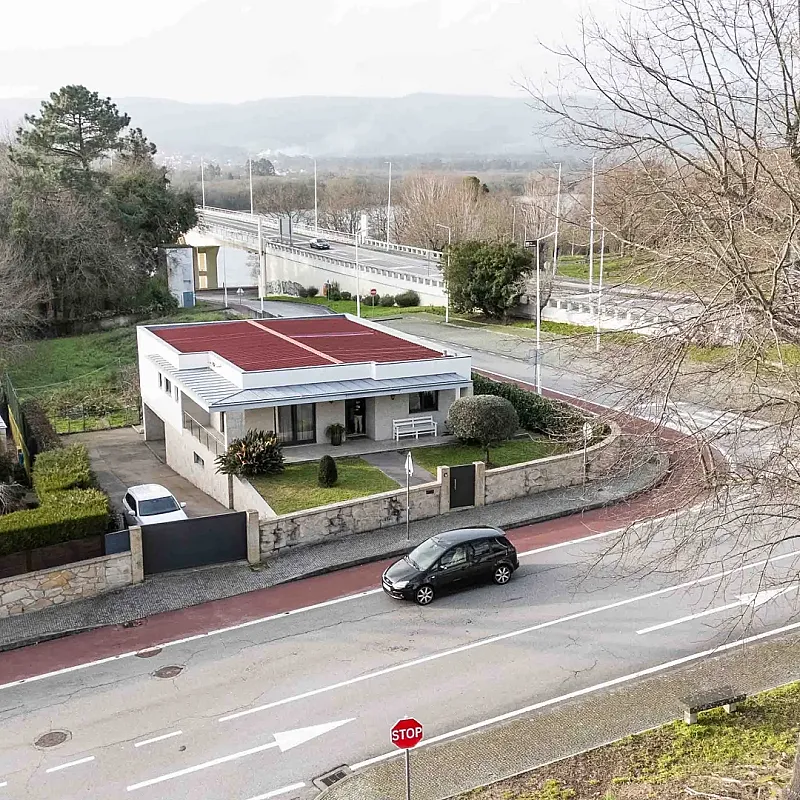 Contemporary 3-Bedroom House with Garden in Vila Nova de Cerveira, Portugal