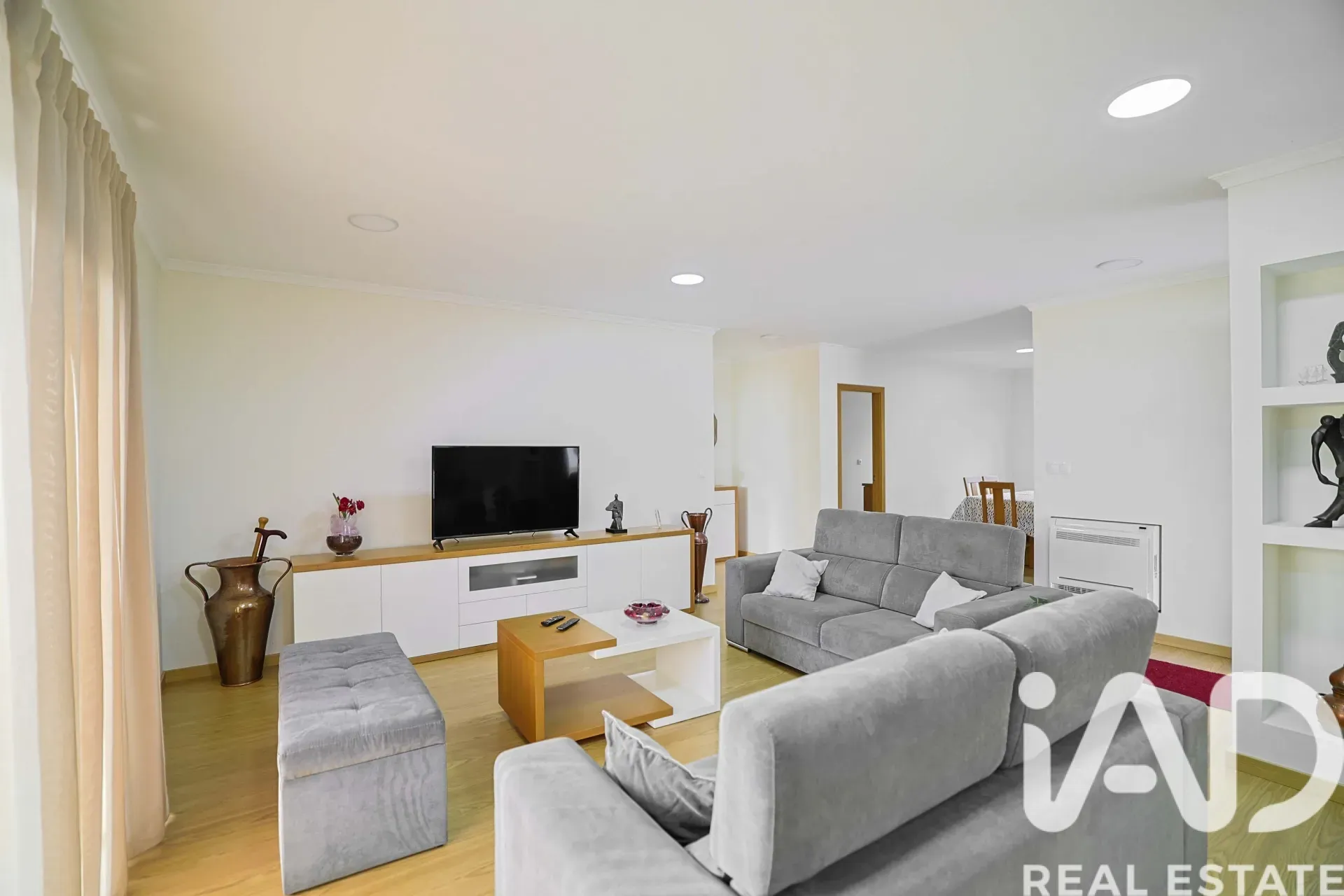 Contemporary 3-Bedroom House with Garden in Vila Nova de Cerveira, Portugal - View image 8 of 38