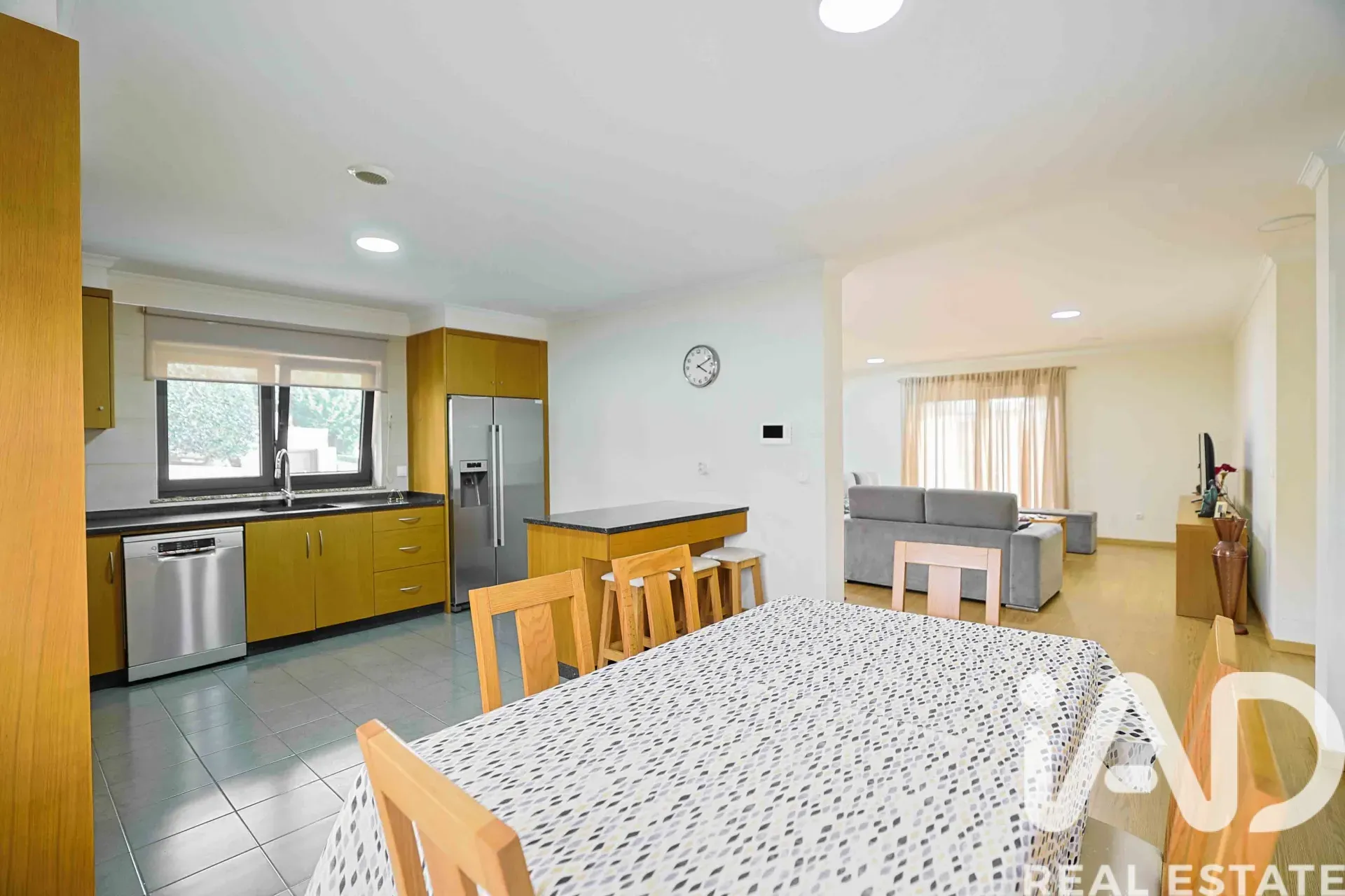 Contemporary 3-Bedroom House with Garden in Vila Nova de Cerveira, Portugal - View image 11 of 38