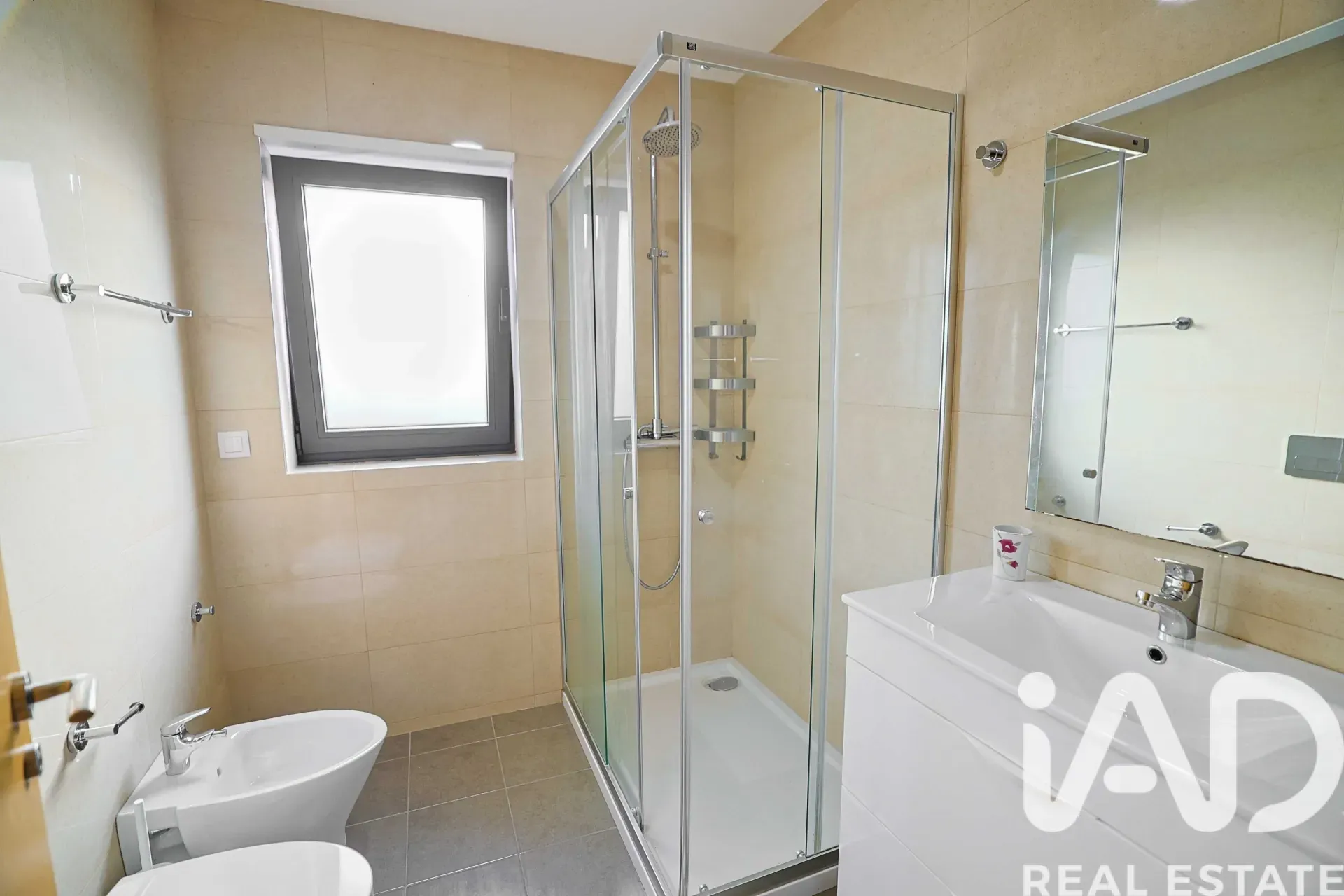 Contemporary 3-Bedroom House with Garden in Vila Nova de Cerveira, Portugal - View image 19 of 38