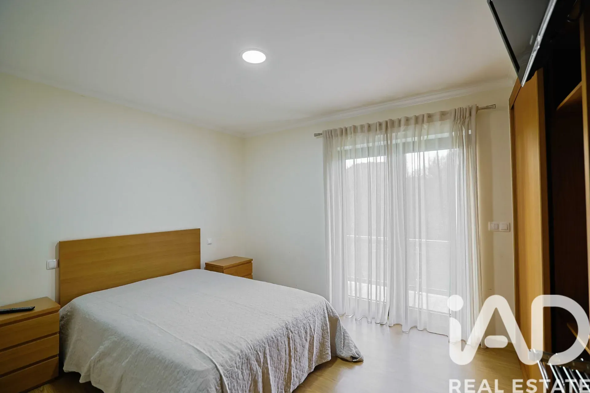 Contemporary 3-Bedroom House with Garden in Vila Nova de Cerveira, Portugal - View image 23 of 38