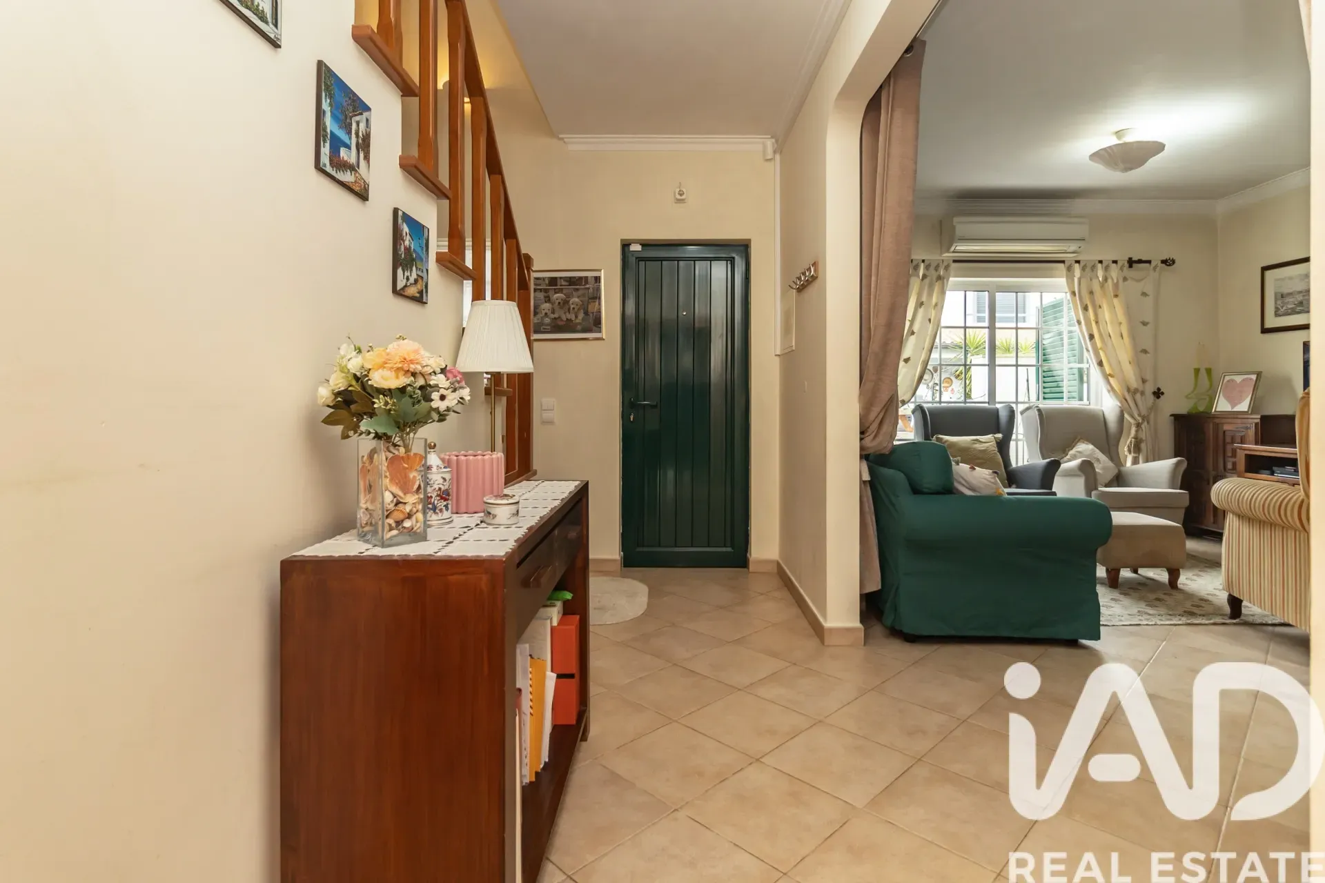 Contemporary 3-Bedroom House with Garden in Scenic Azeitão, Portugal - View image 7 of 40