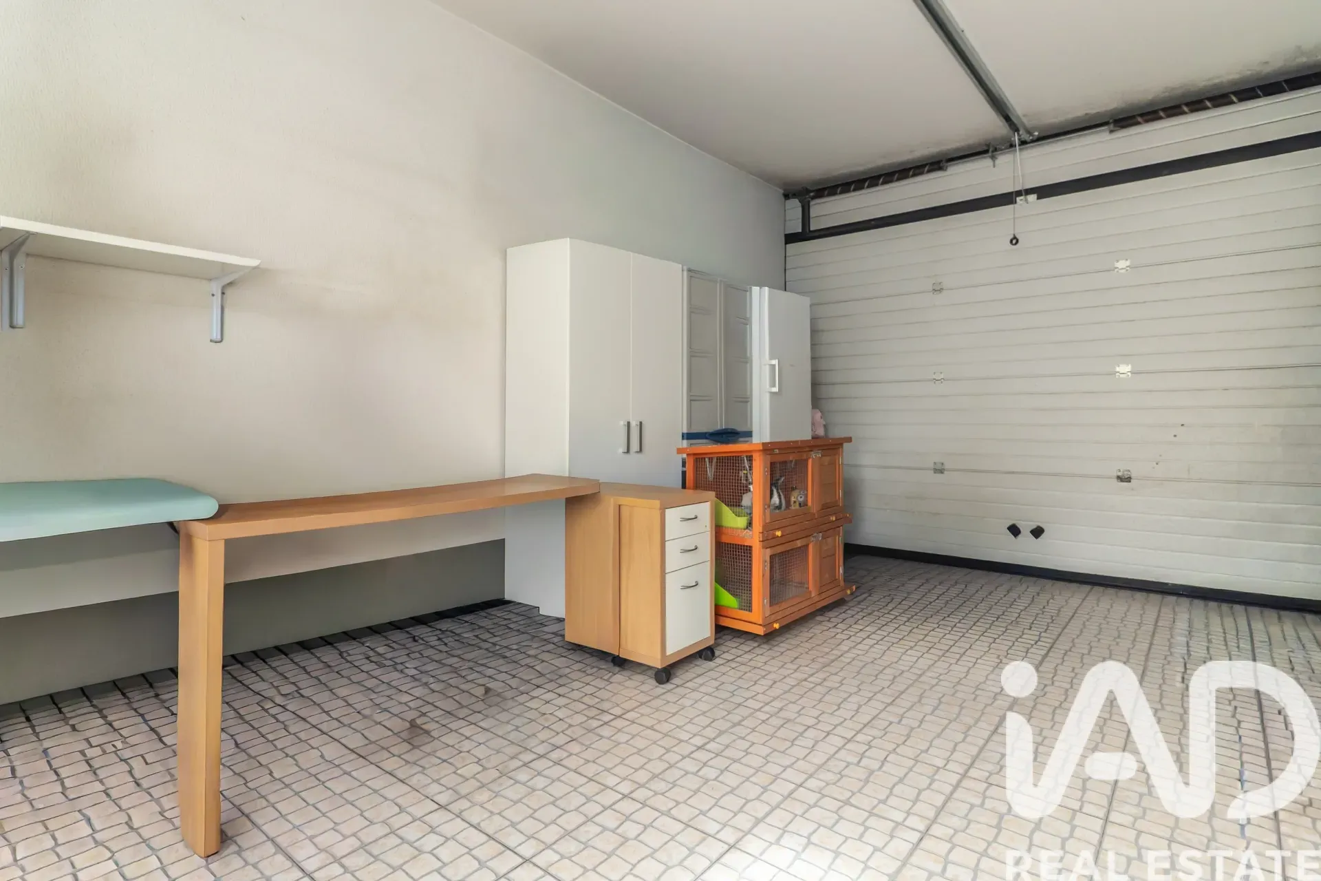 Contemporary 3-Bedroom House with Garden in Scenic Azeitão, Portugal - View image 14 of 40