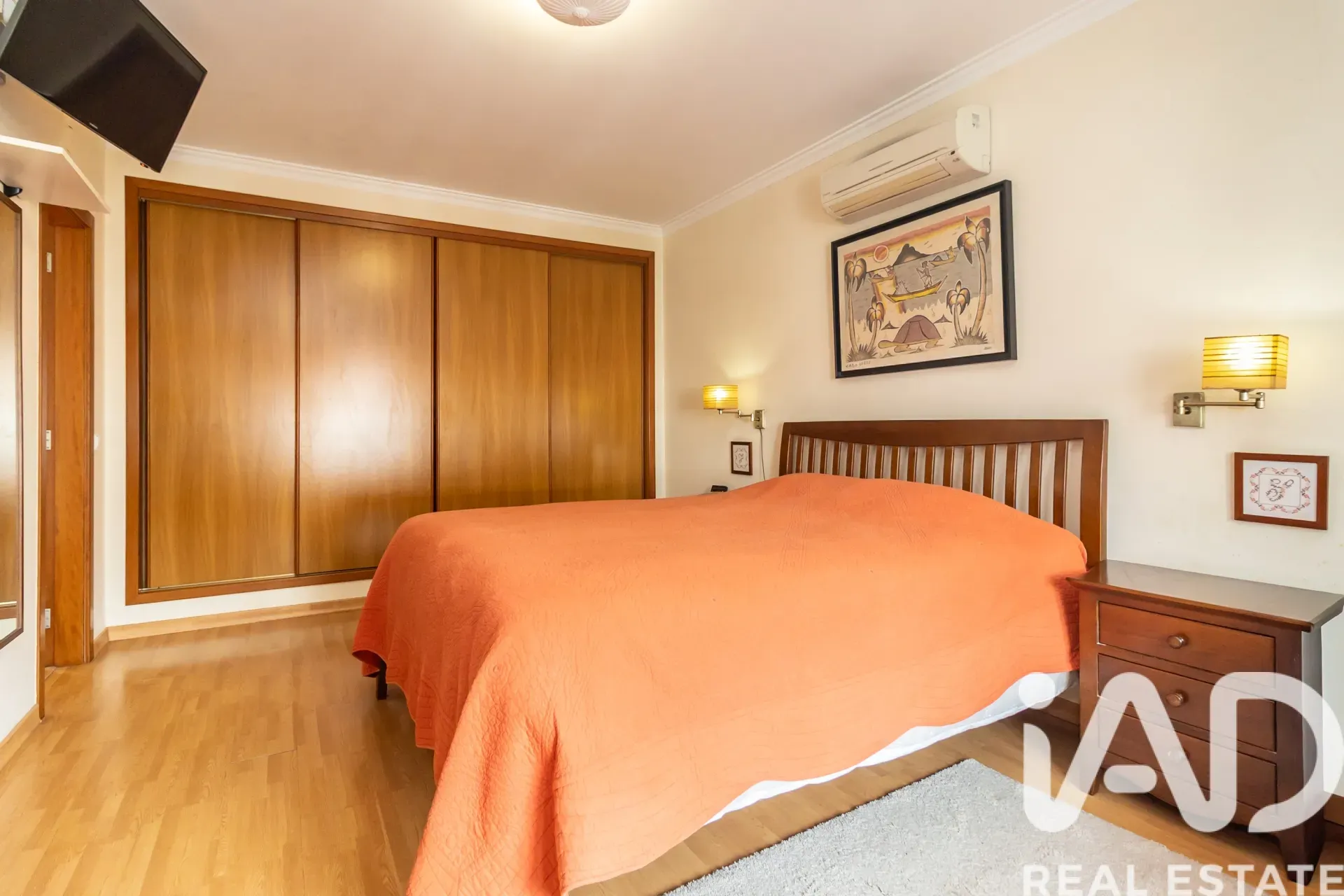 Contemporary 3-Bedroom House with Garden in Scenic Azeitão, Portugal - View image 27 of 40