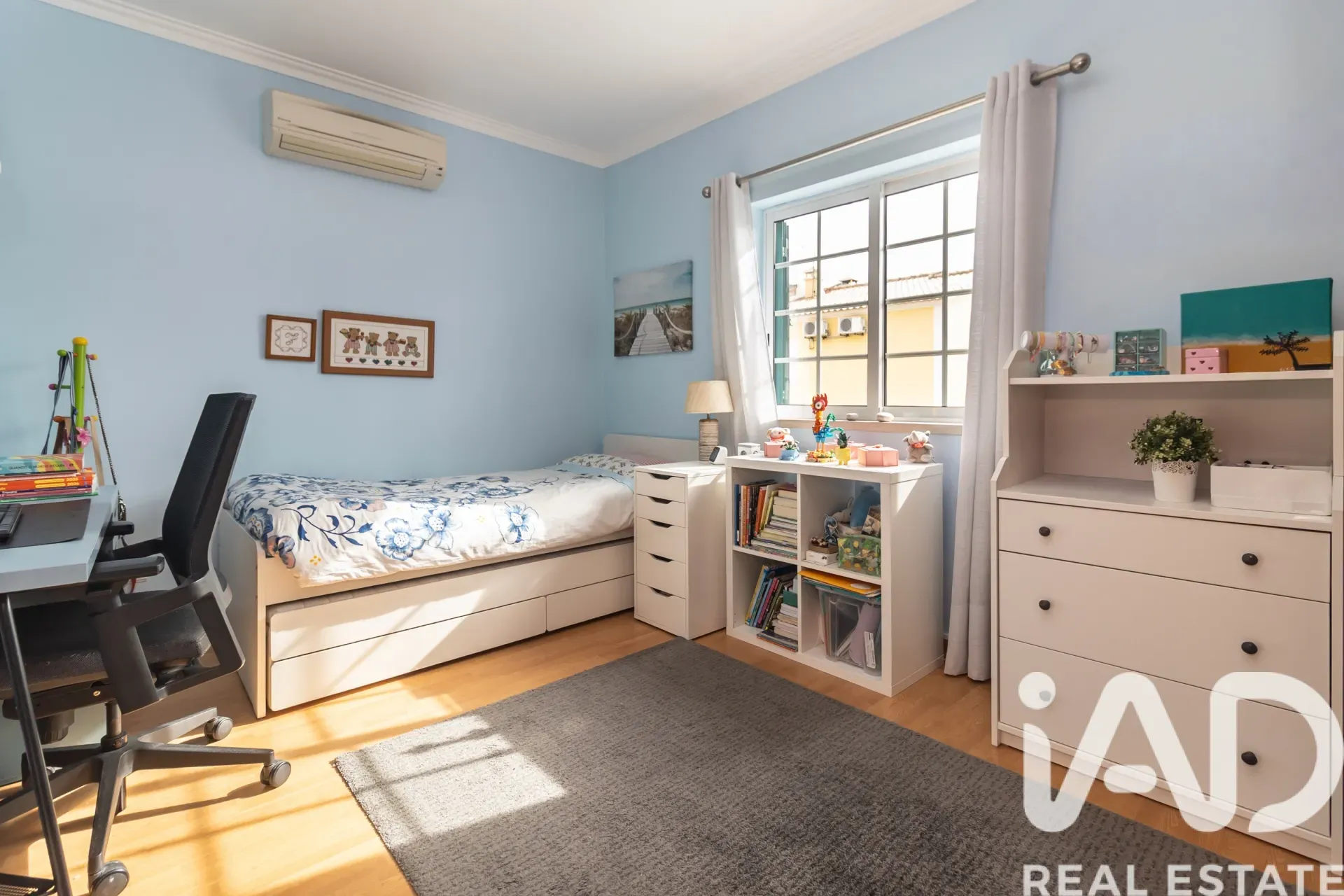 Contemporary 3-Bedroom House with Garden in Scenic Azeitão, Portugal - View image 31 of 40