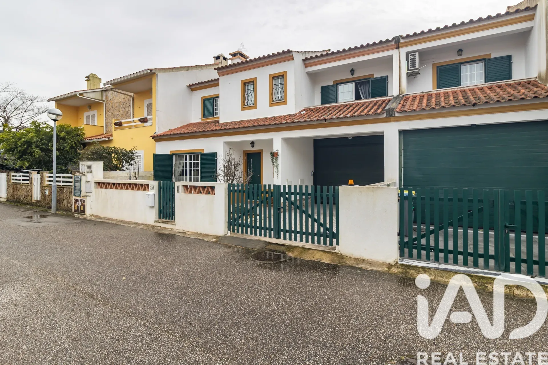 Contemporary 3-Bedroom House with Garden in Scenic Azeitão, Portugal - View image 40 of 40