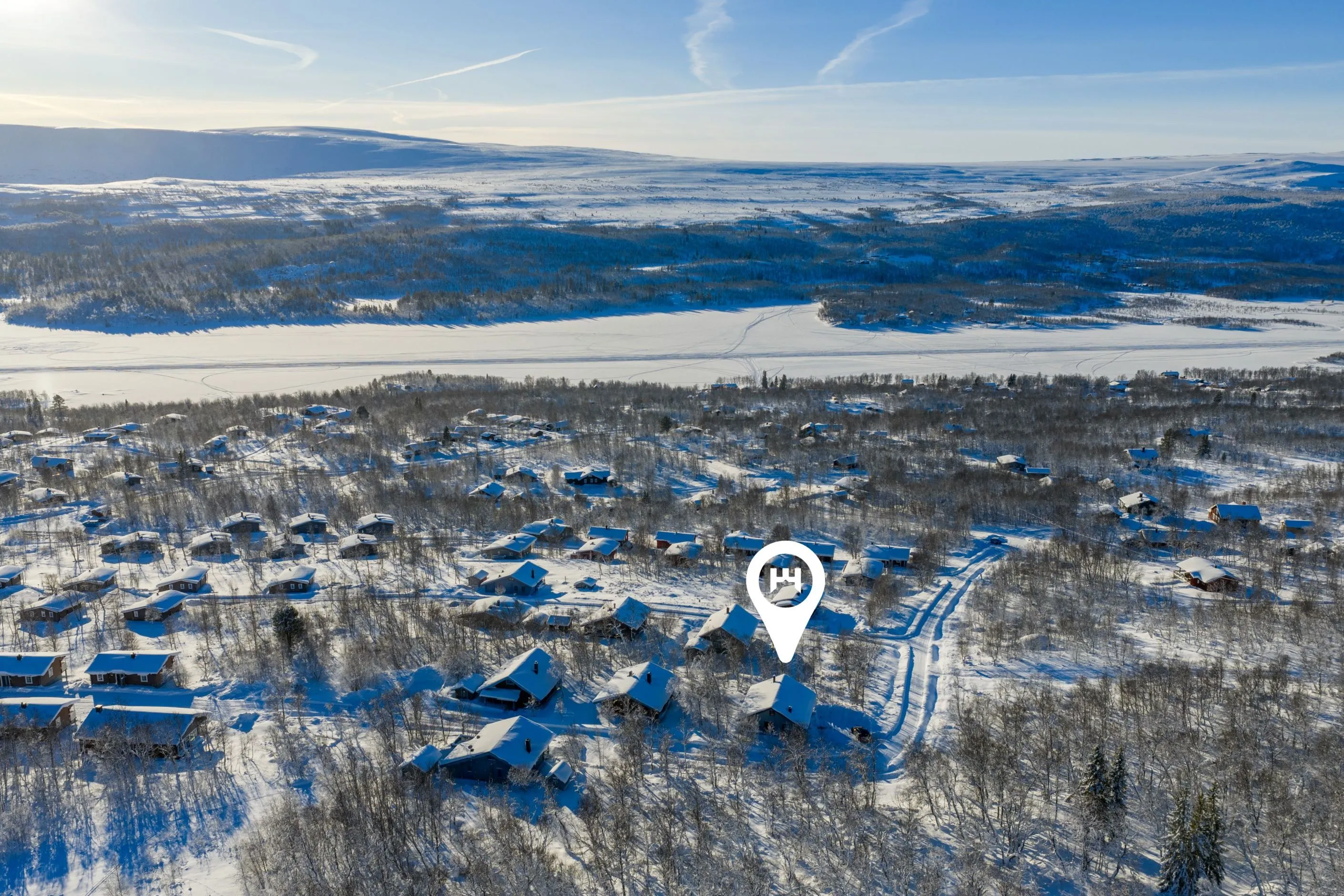 3-Bedroom Country Retreat in Tänndalen with Scenic Mountain Backdrop - Image 2