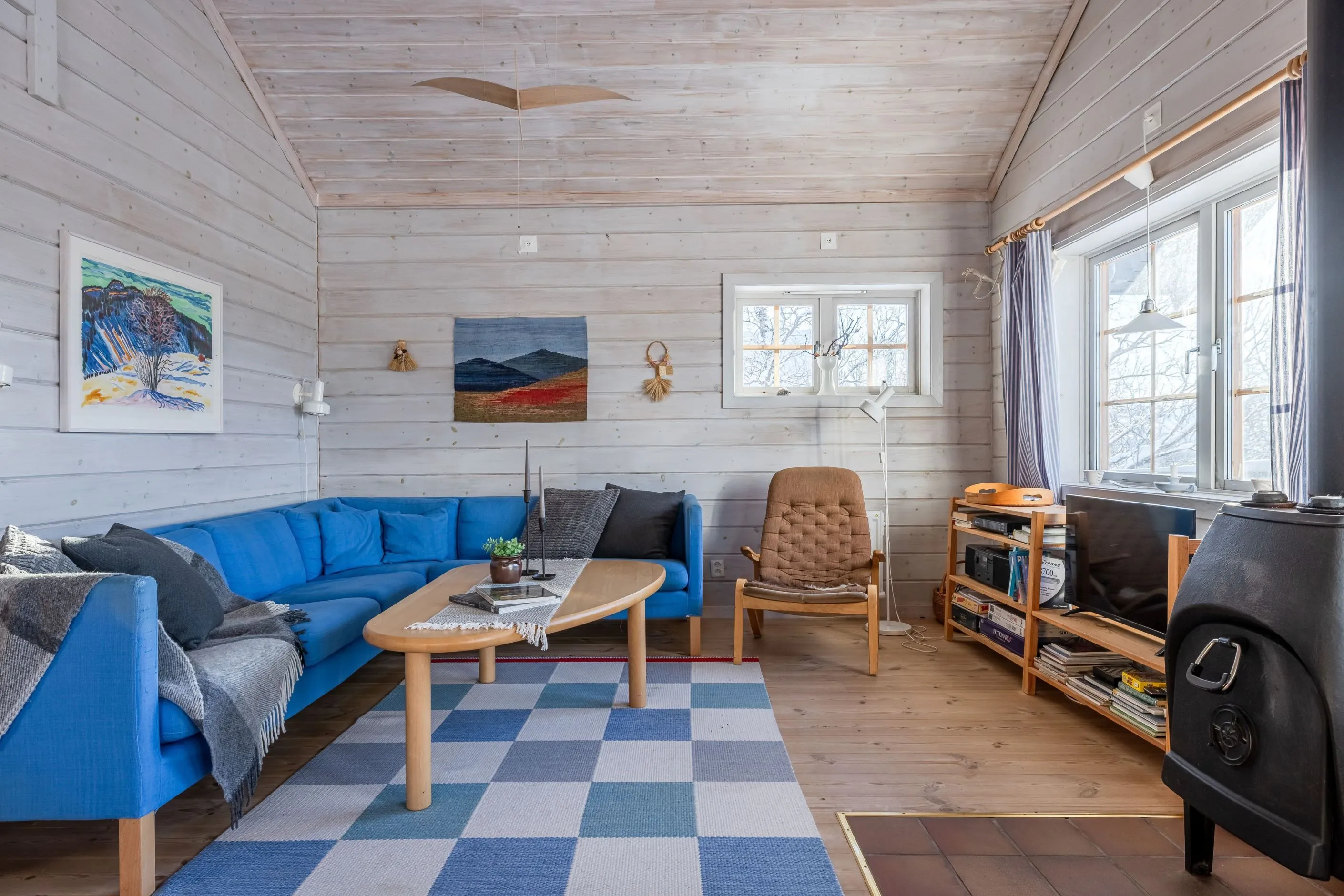 3-Bedroom Country Retreat in Tänndalen with Scenic Mountain Backdrop - View image 11 of 30