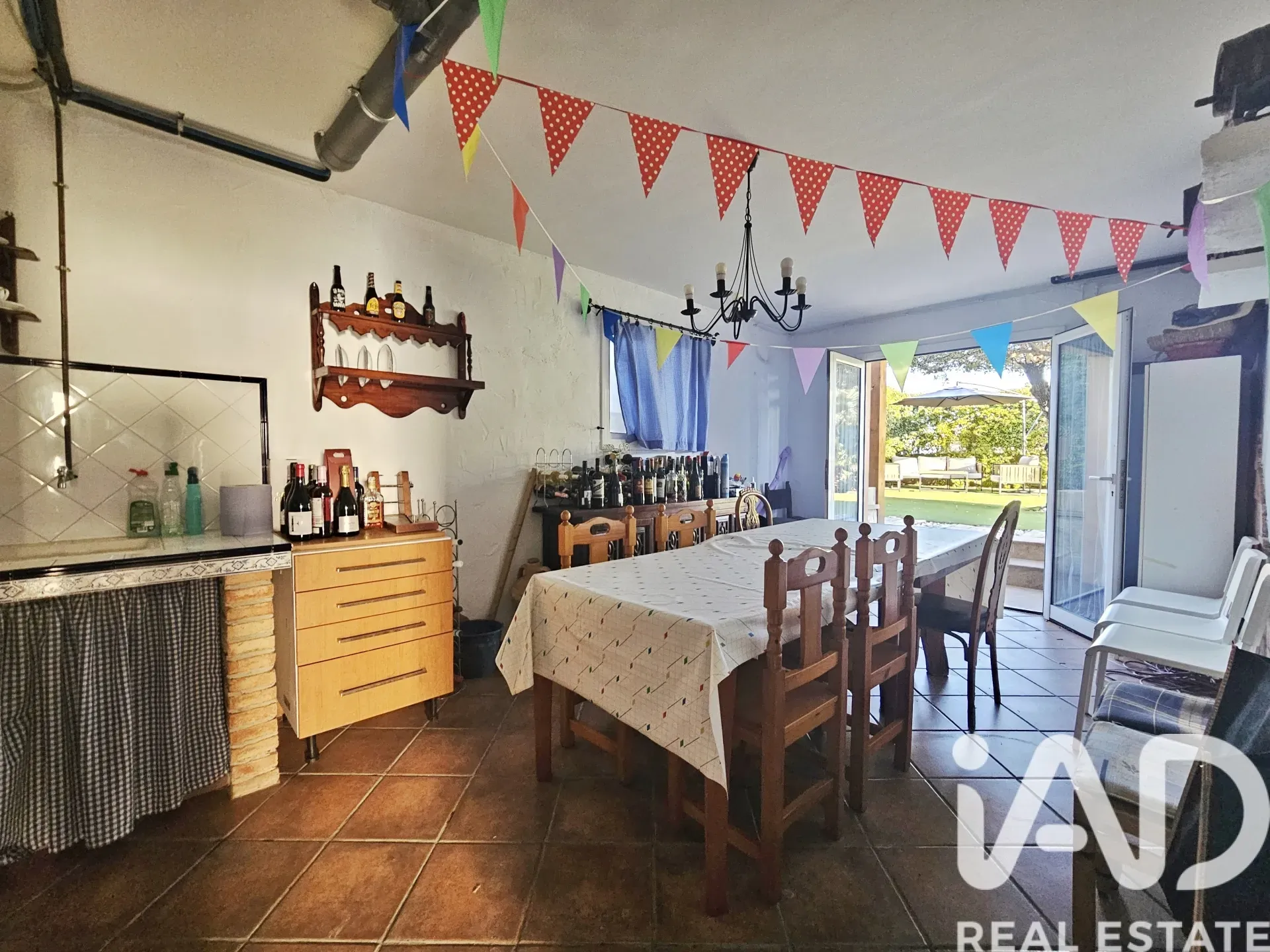 Contemporary 4-Bedroom House with Sea Views and Pool in Tarragona - View image 29 of 39