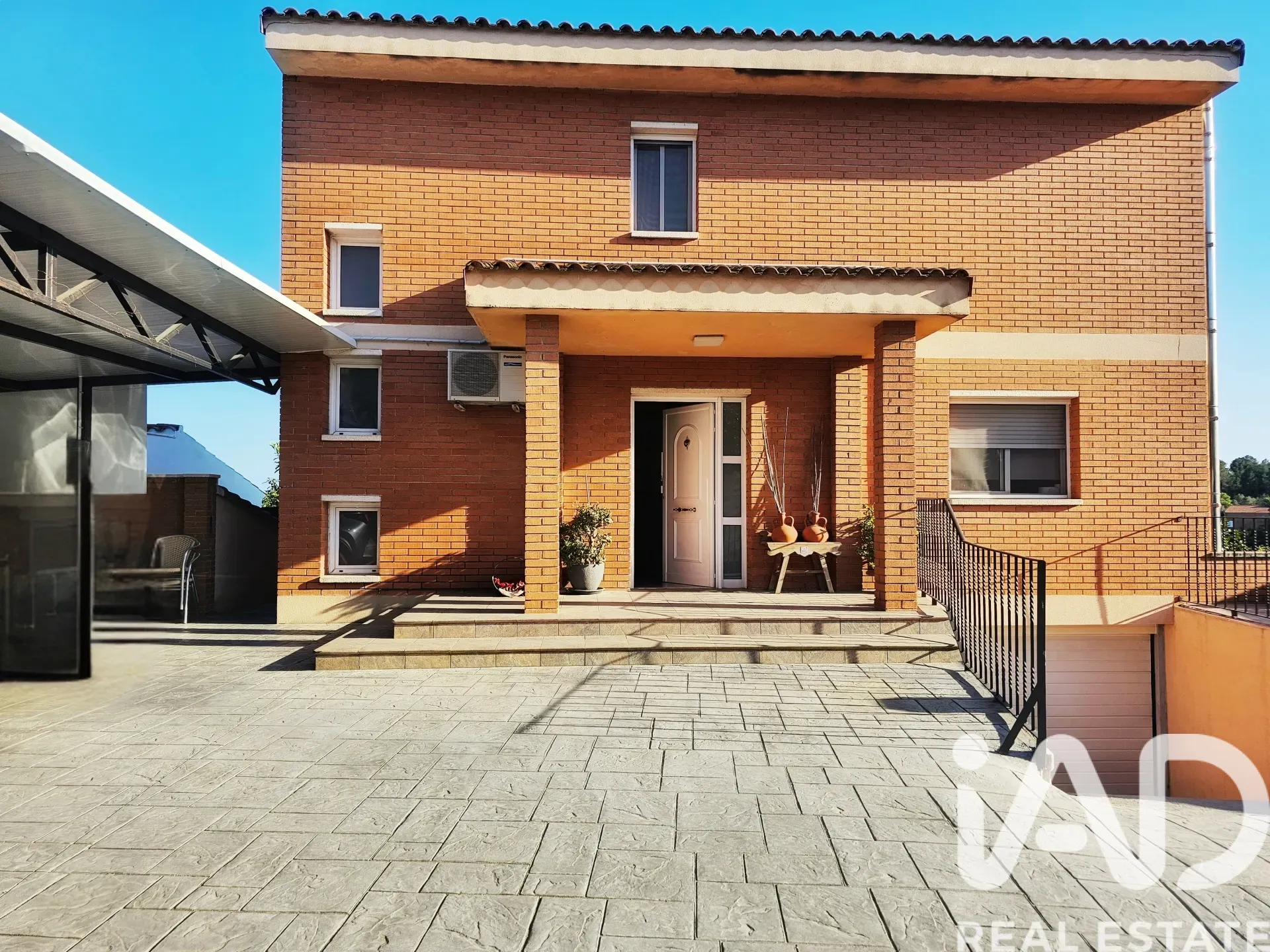 Contemporary 4-Bedroom House with Sea Views and Pool in Tarragona - View image 39 of 39