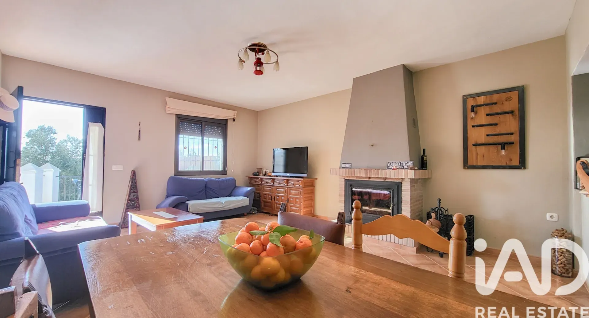 Spacious 3-Bedroom House with Expansive Garden in Scenic Antequera - View image 7 of 34