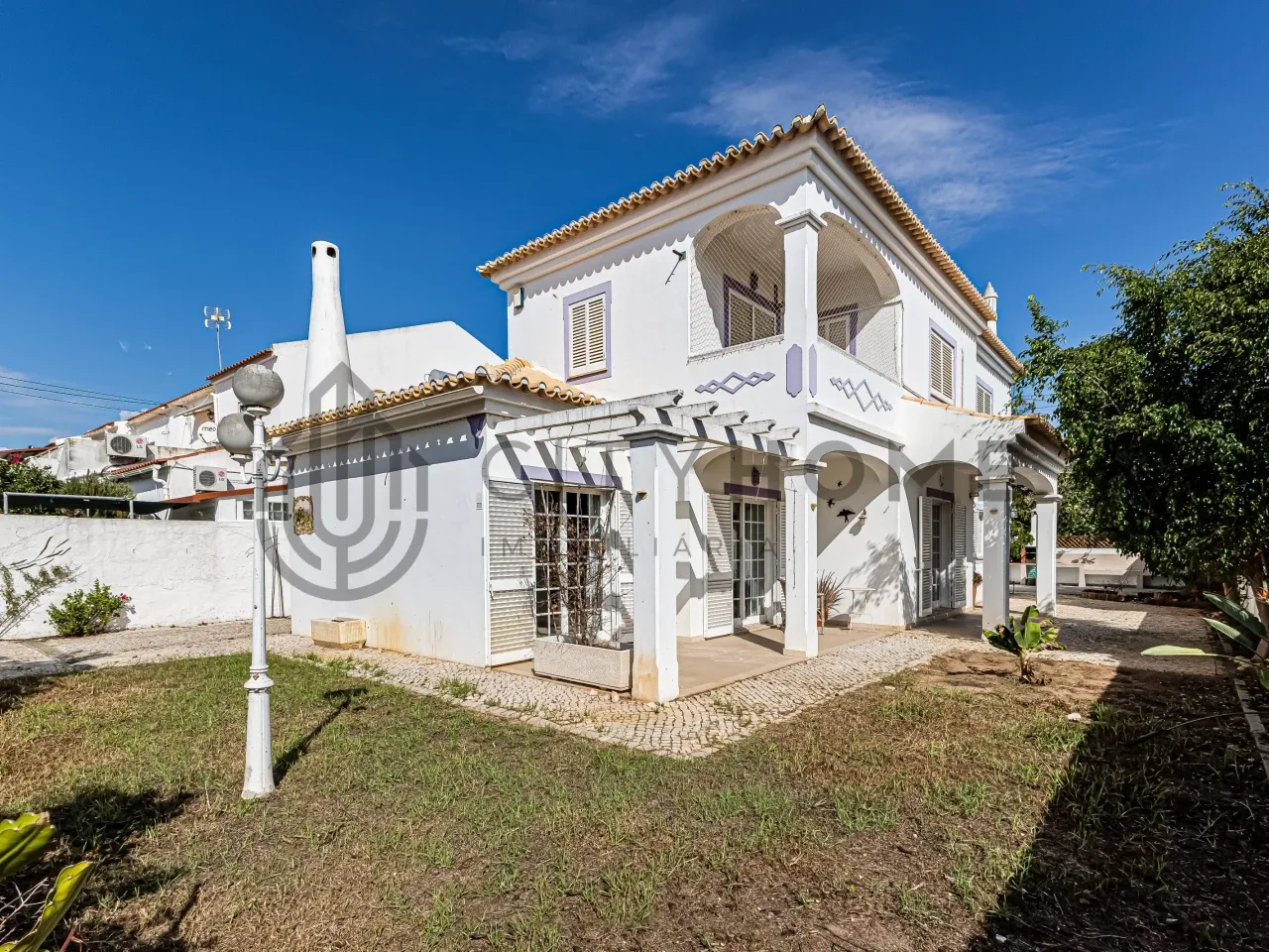Contemporary 3-Bedroom House with Garden and Balcony in Tunes, Algarve - Image 1