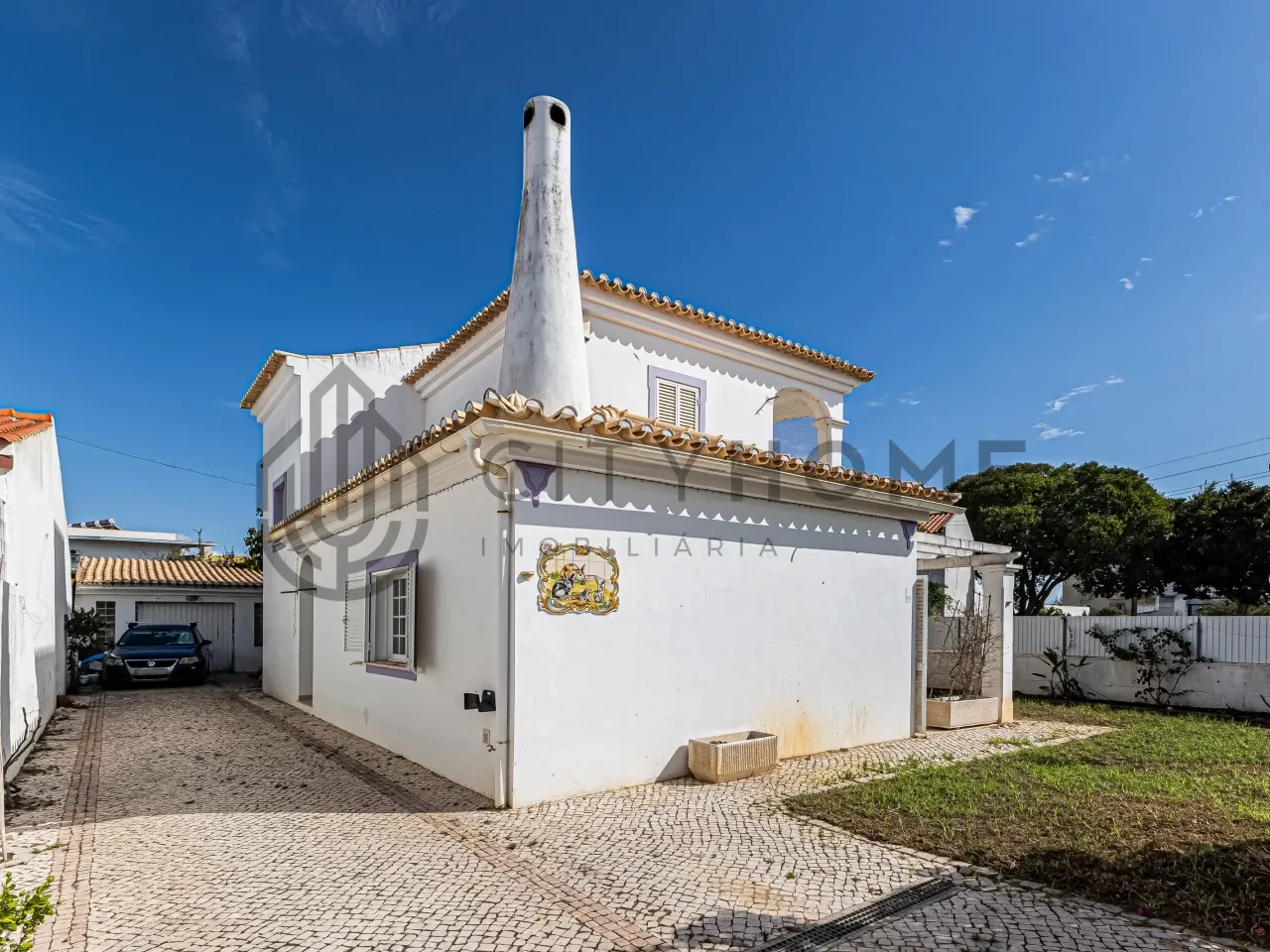 Contemporary 3-Bedroom House with Garden and Balcony in Tunes, Algarve - Image 2