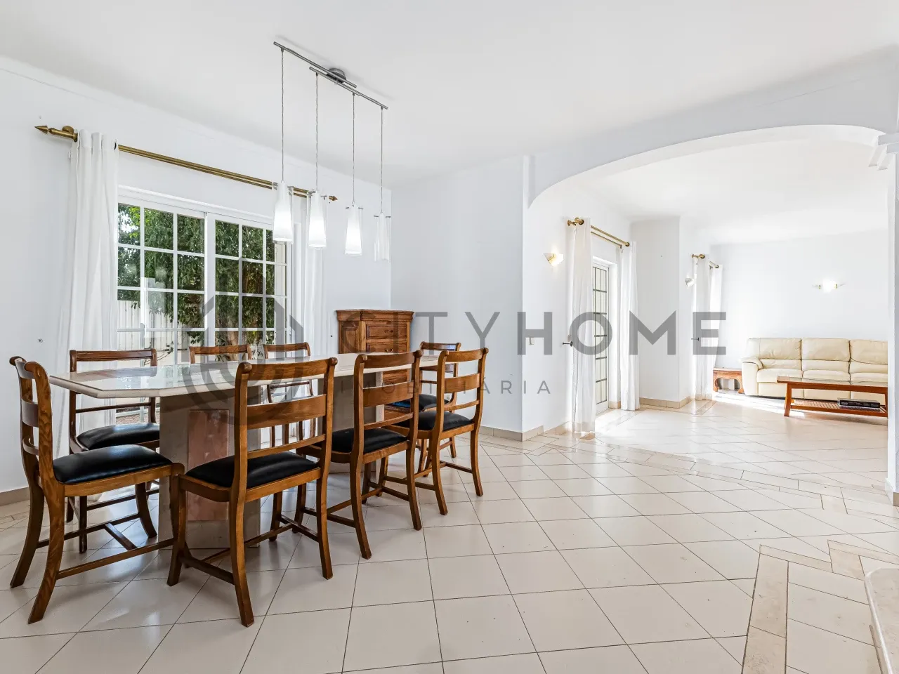 Contemporary 3-Bedroom House with Garden and Balcony in Tunes, Algarve - Image 4