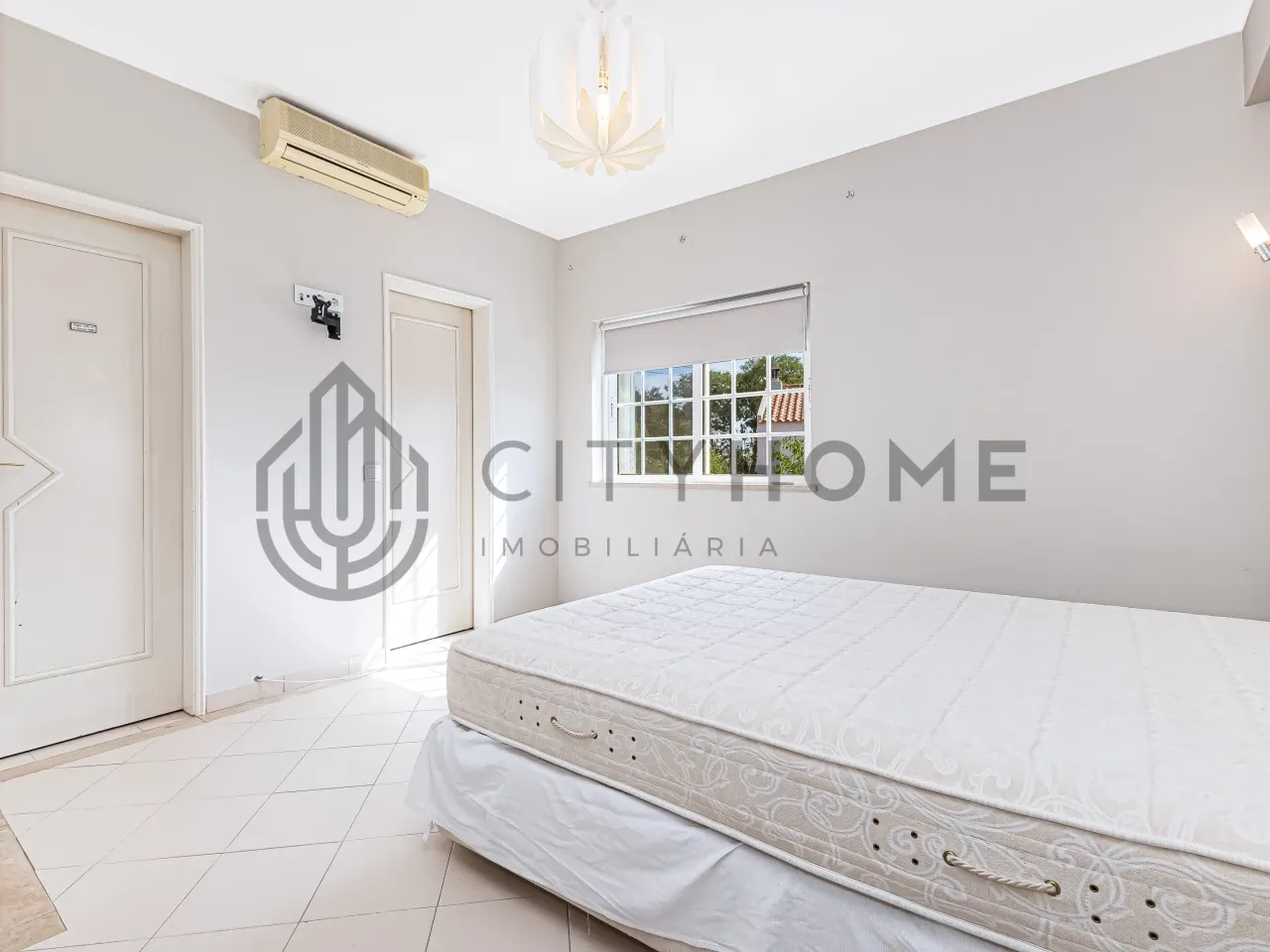 Contemporary 3-Bedroom House with Garden and Balcony in Tunes, Algarve - View image 12 of 25