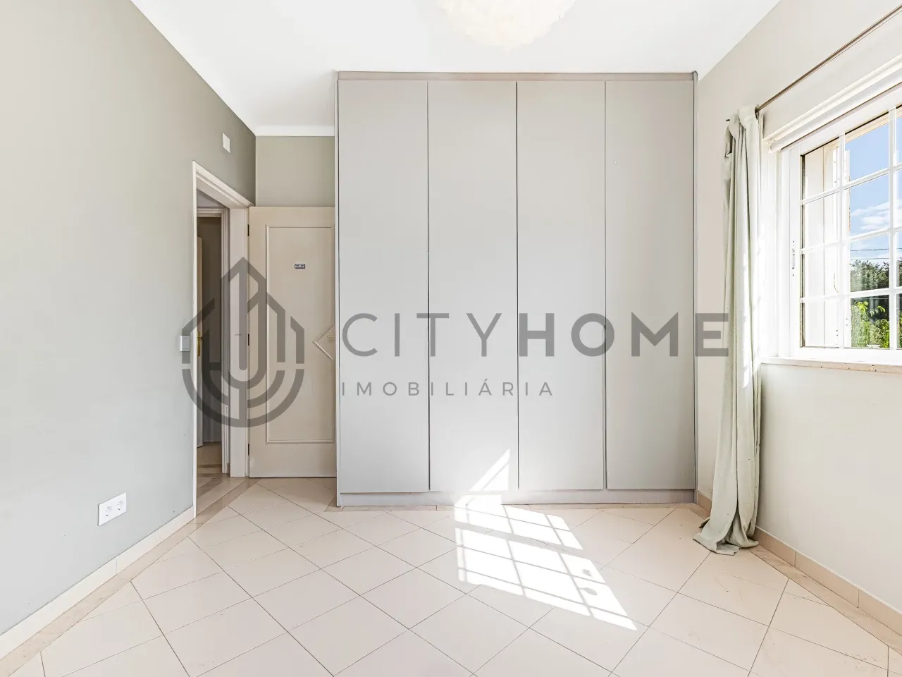 Contemporary 3-Bedroom House with Garden and Balcony in Tunes, Algarve - View image 20 of 25