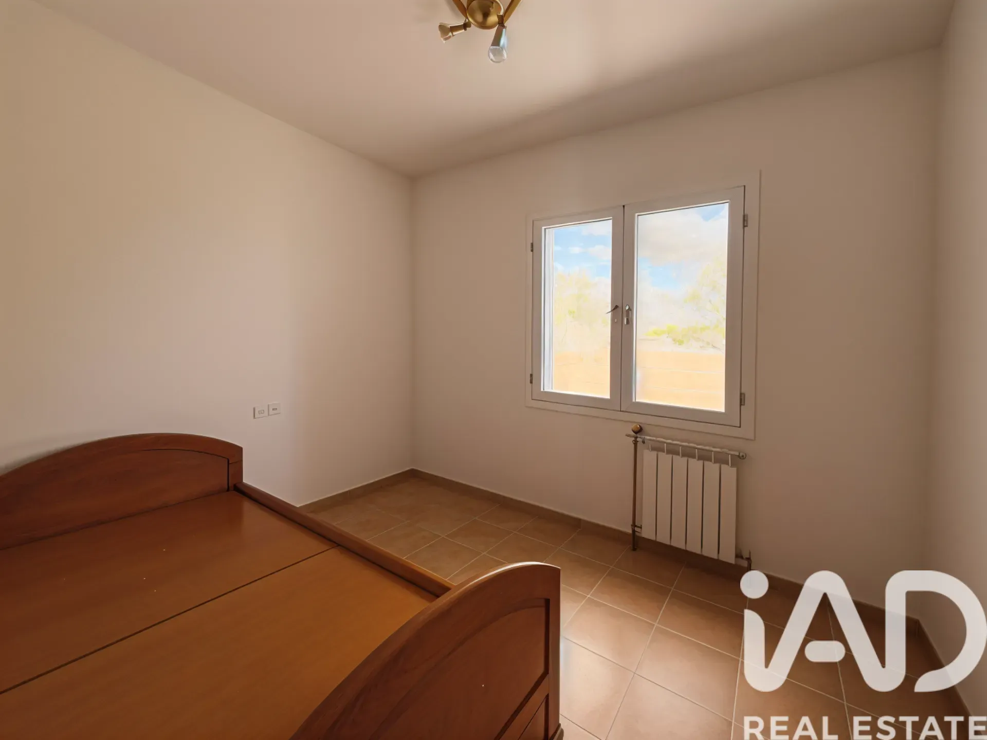 4-Bedroom Family Home with Garden and Pool in Arbúcies, Spain - View image 19 of 40