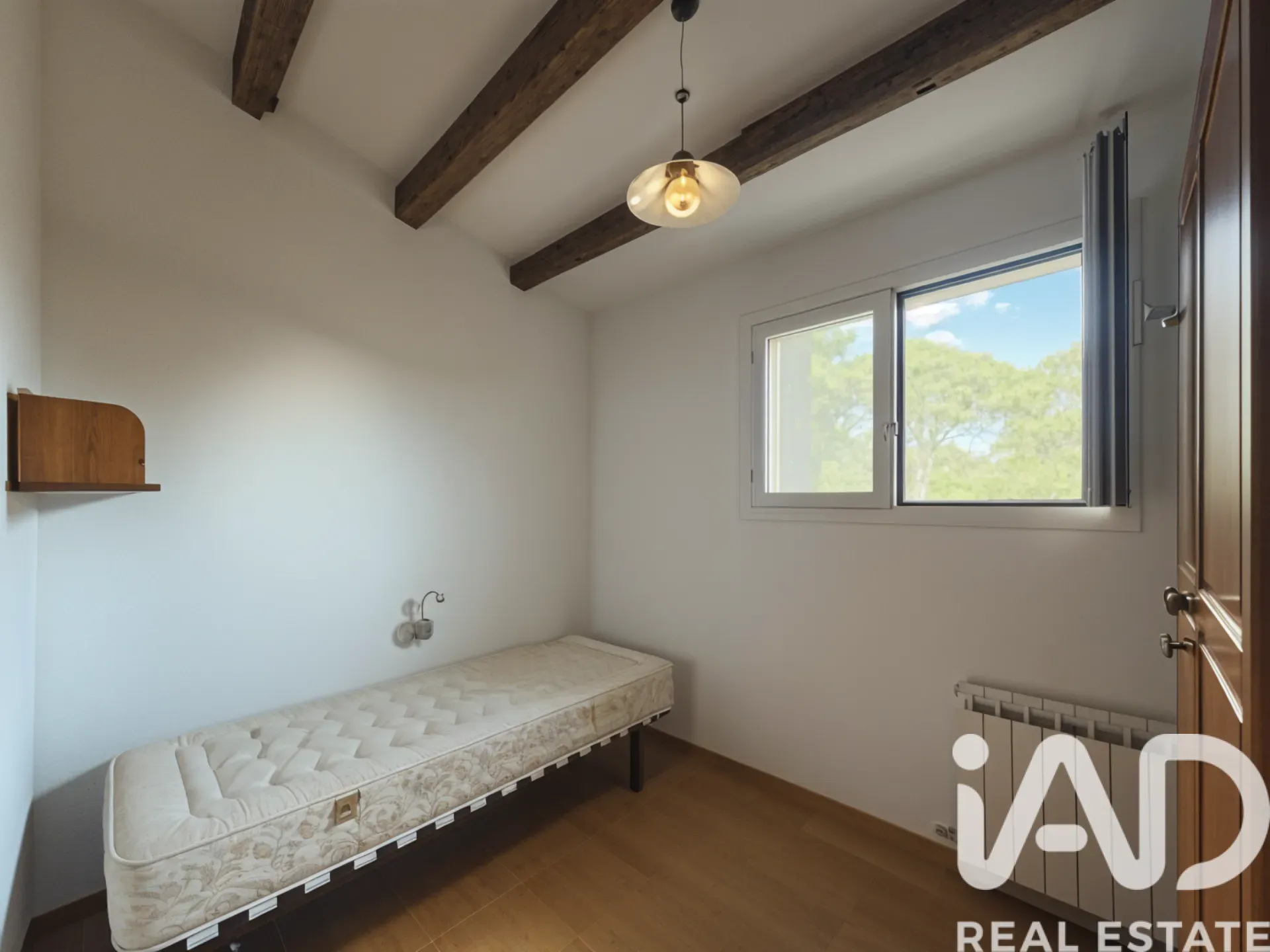 4-Bedroom Family Home with Garden and Pool in Arbúcies, Spain - View image 27 of 40