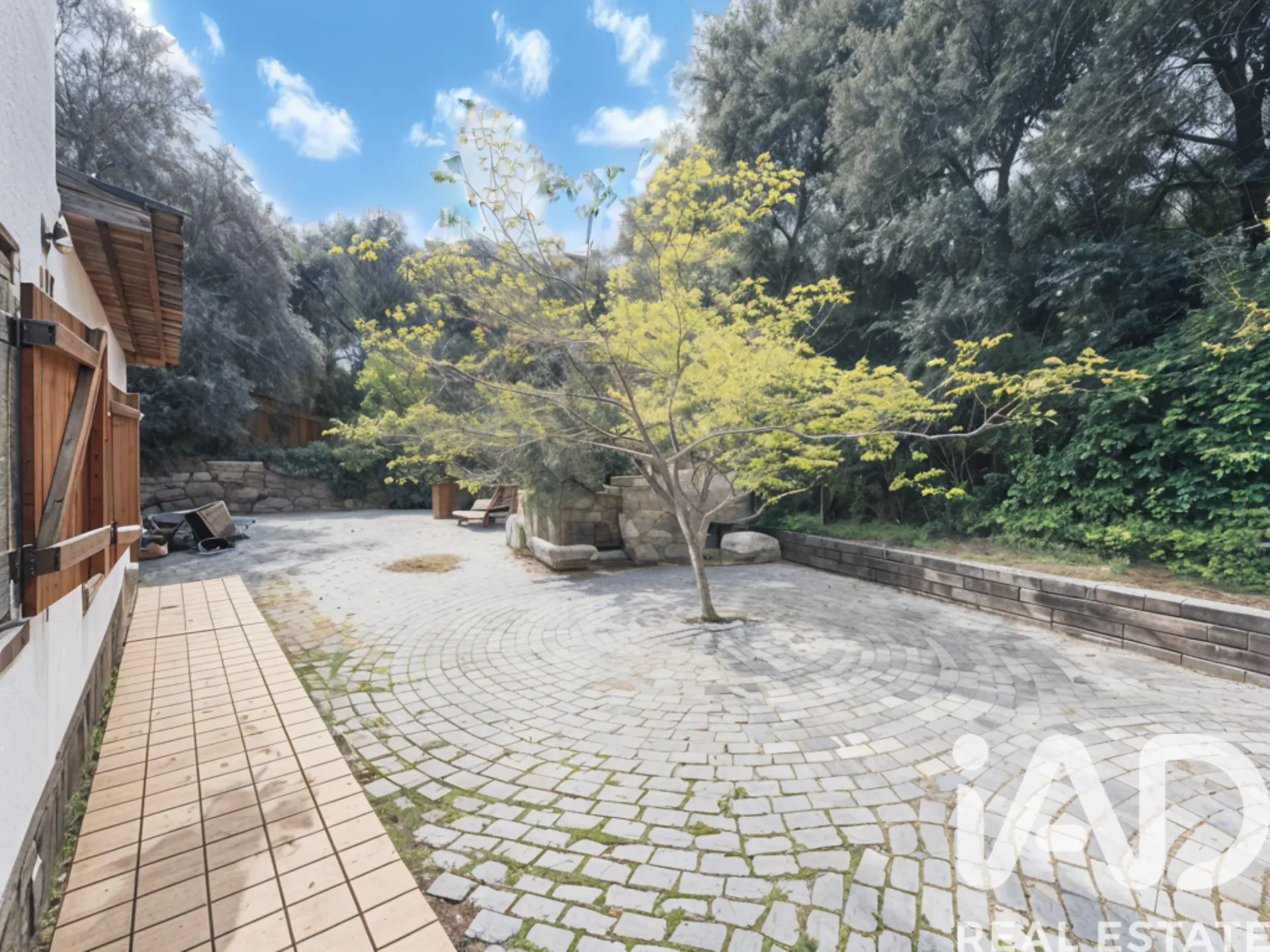 4-Bedroom Family Home with Garden and Pool in Arbúcies, Spain - View image 30 of 40