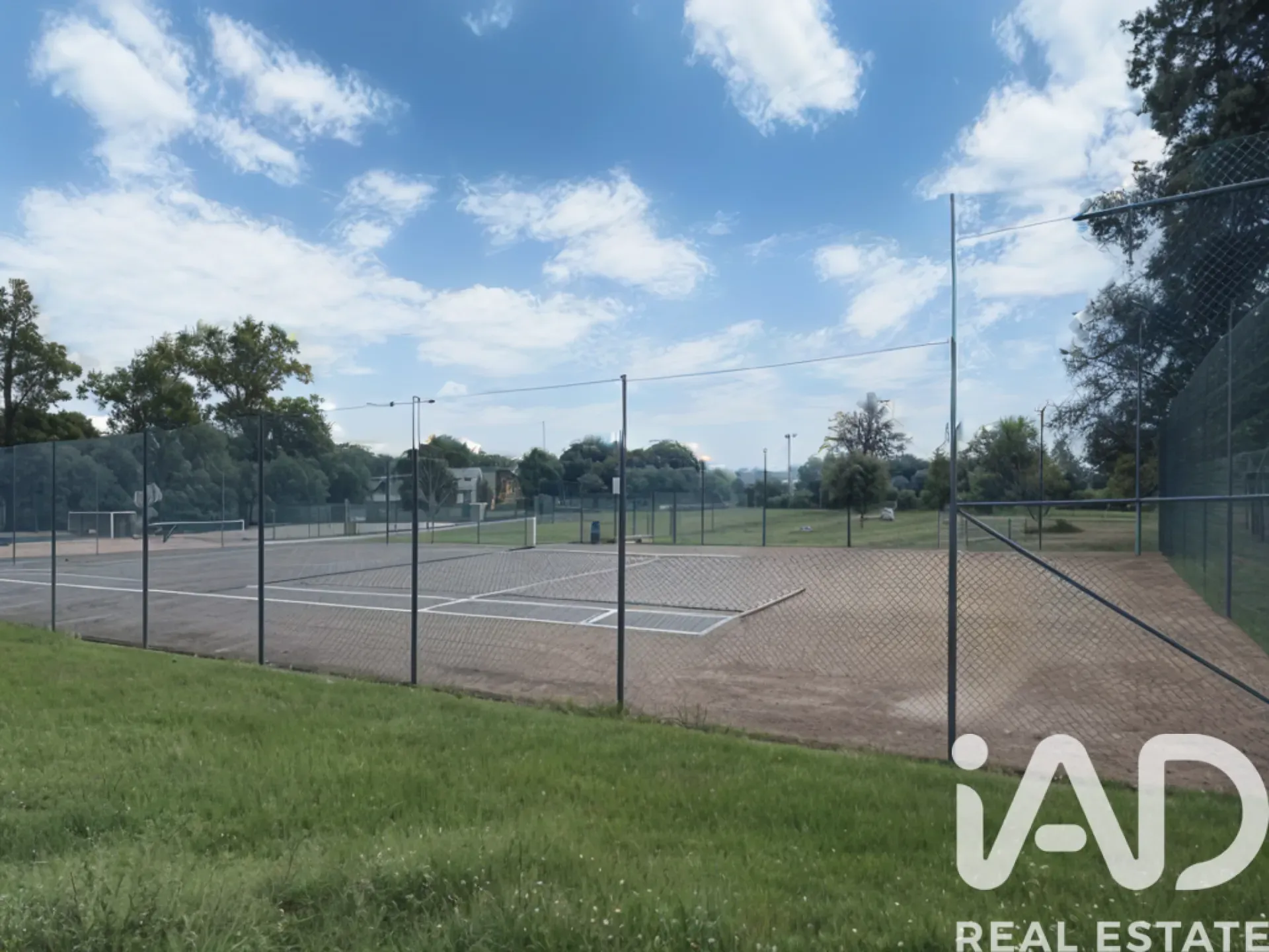 4-Bedroom Family Home with Garden and Pool in Arbúcies, Spain - View image 32 of 40