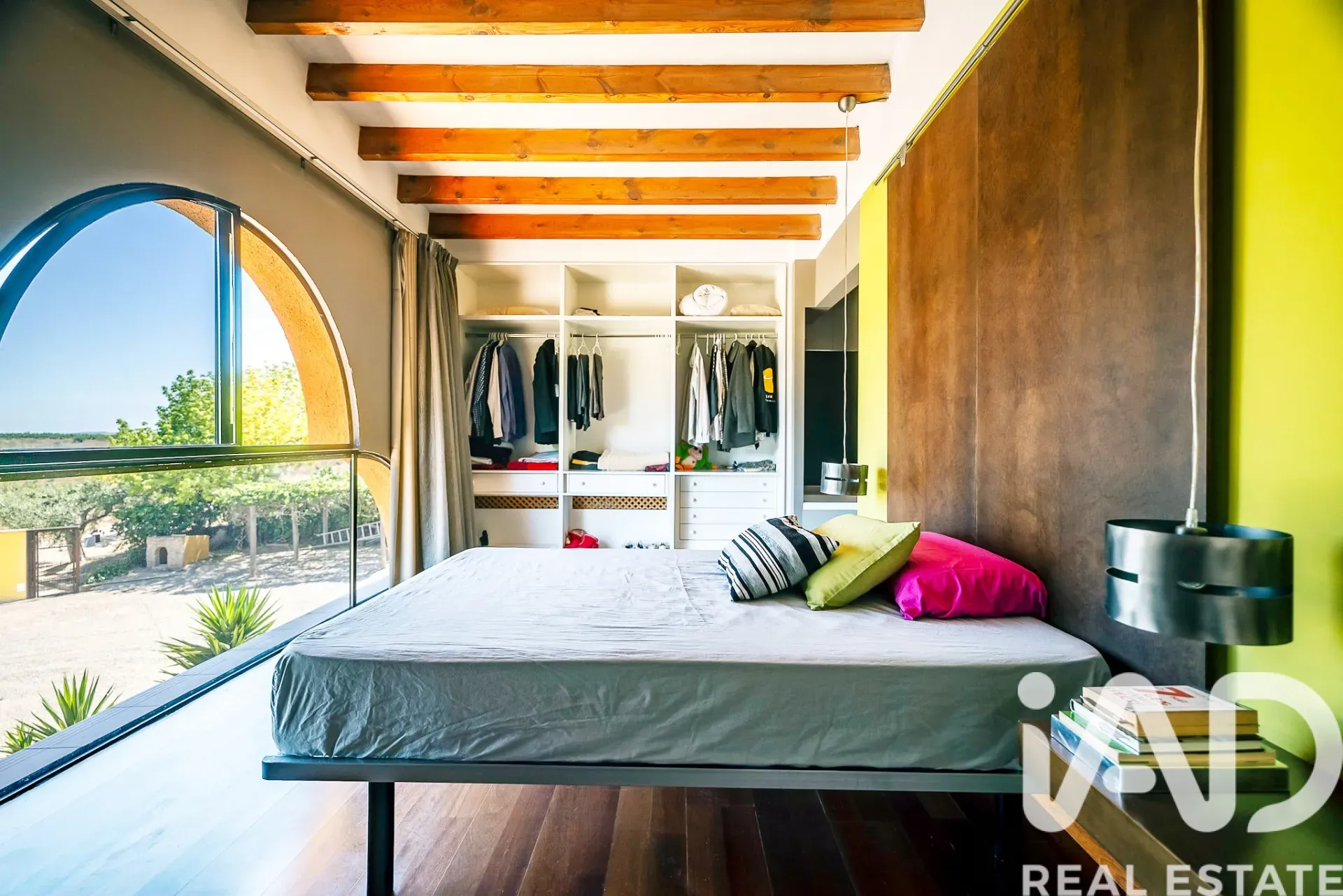 Spacious 1970s Home with Expansive Grounds and Pool in Castellví de la Marca - View image 30 of 39