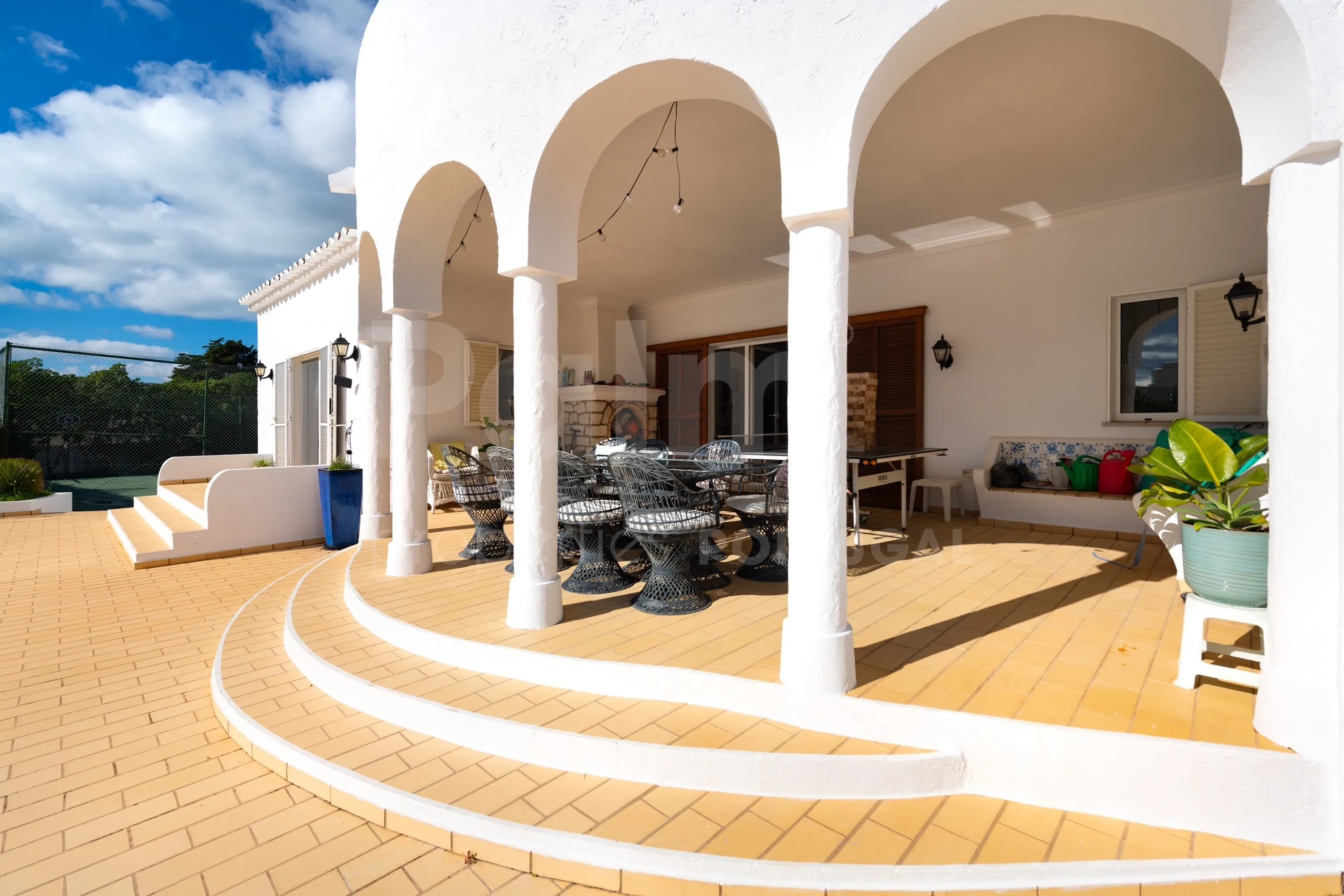 Lagoa Villa with Pool and Garden: Spacious 6-Bedroom Coastal Retreat - View image 51 of 70