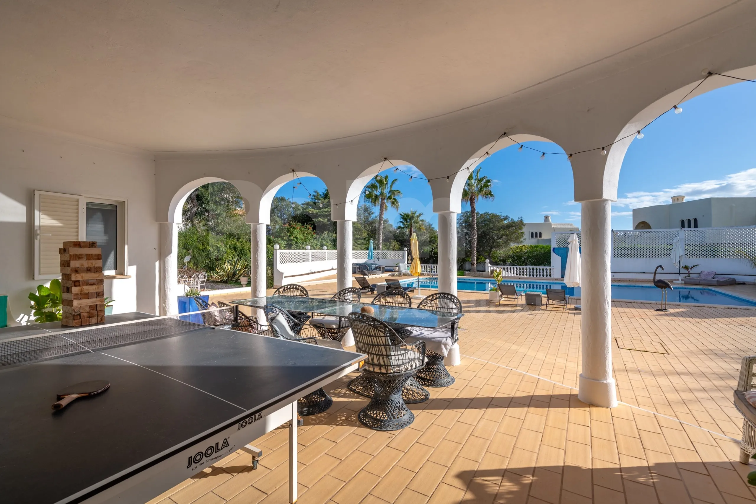 Lagoa Villa with Pool and Garden: Spacious 6-Bedroom Coastal Retreat - View image 52 of 70