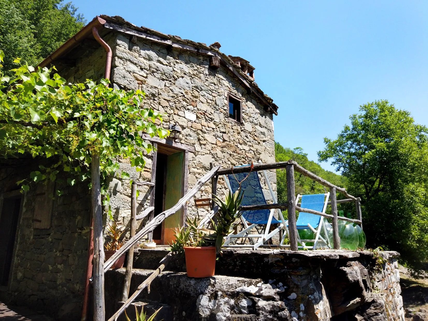 Historic Five-Bedroom Stone Mill with Pool in Garfagnana, Tuscany - View image 15 of 62