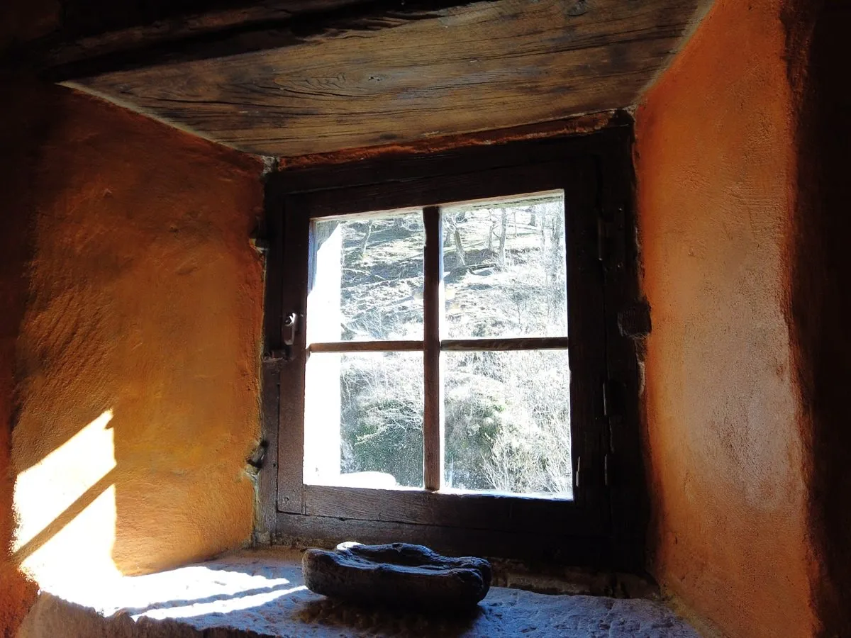 Historic Five-Bedroom Stone Mill with Pool in Garfagnana, Tuscany - View image 25 of 62