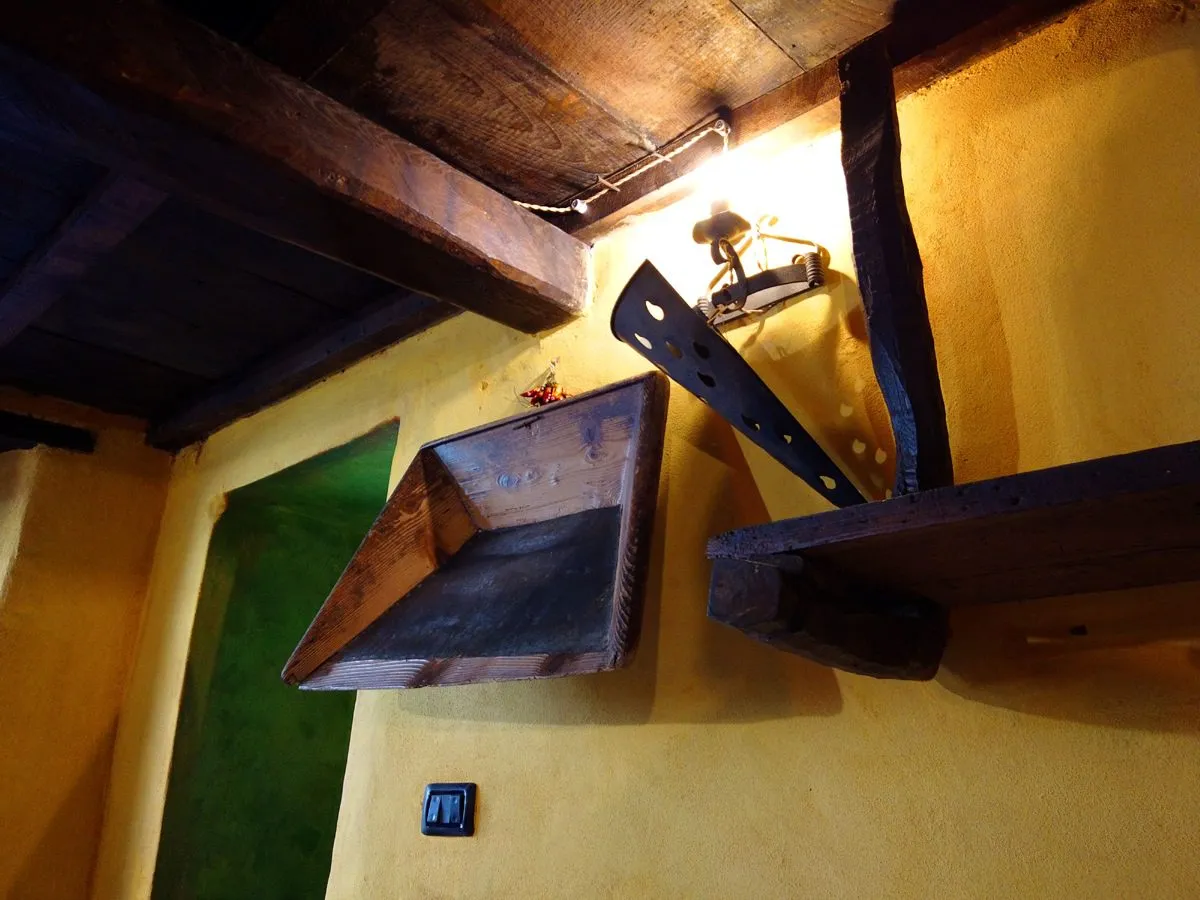 Historic Five-Bedroom Stone Mill with Pool in Garfagnana, Tuscany - View image 34 of 62