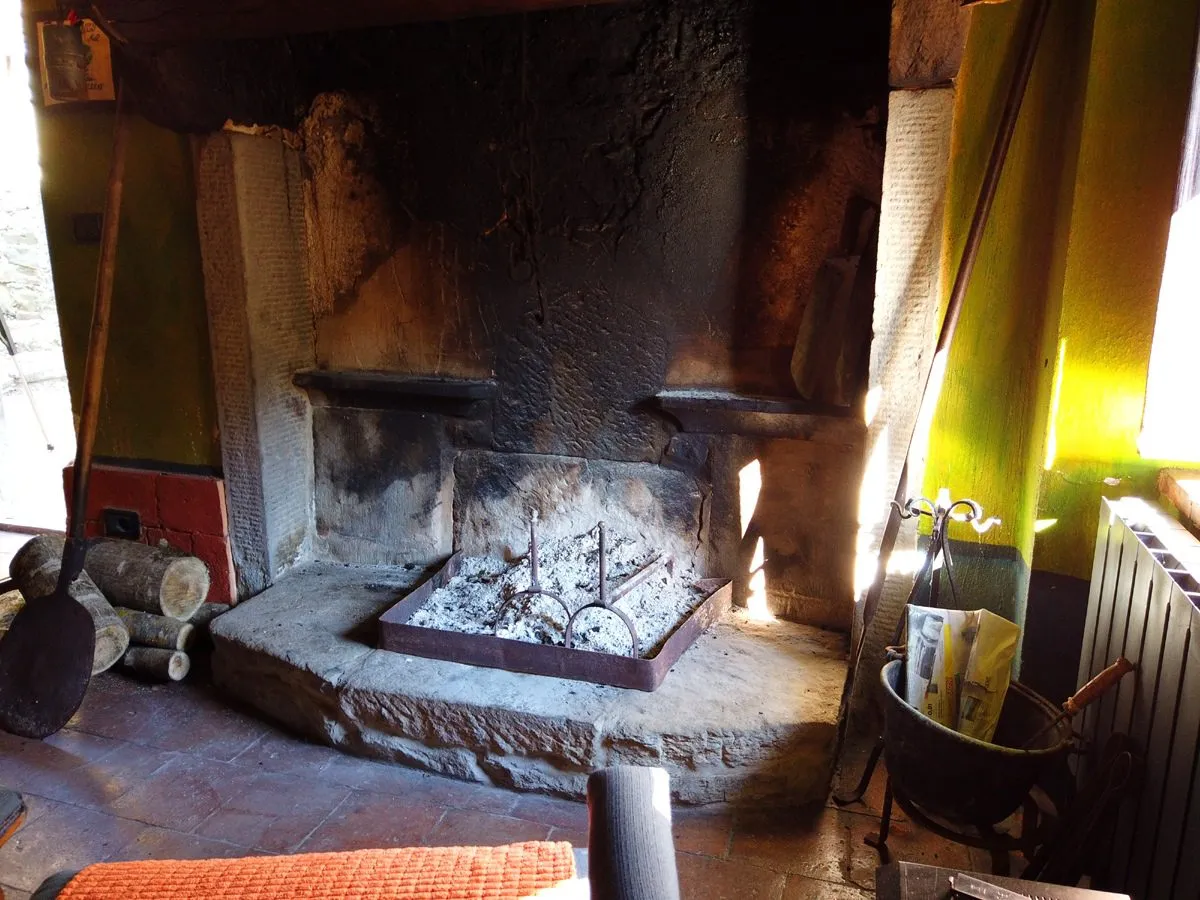 Historic Five-Bedroom Stone Mill with Pool in Garfagnana, Tuscany - View image 38 of 62