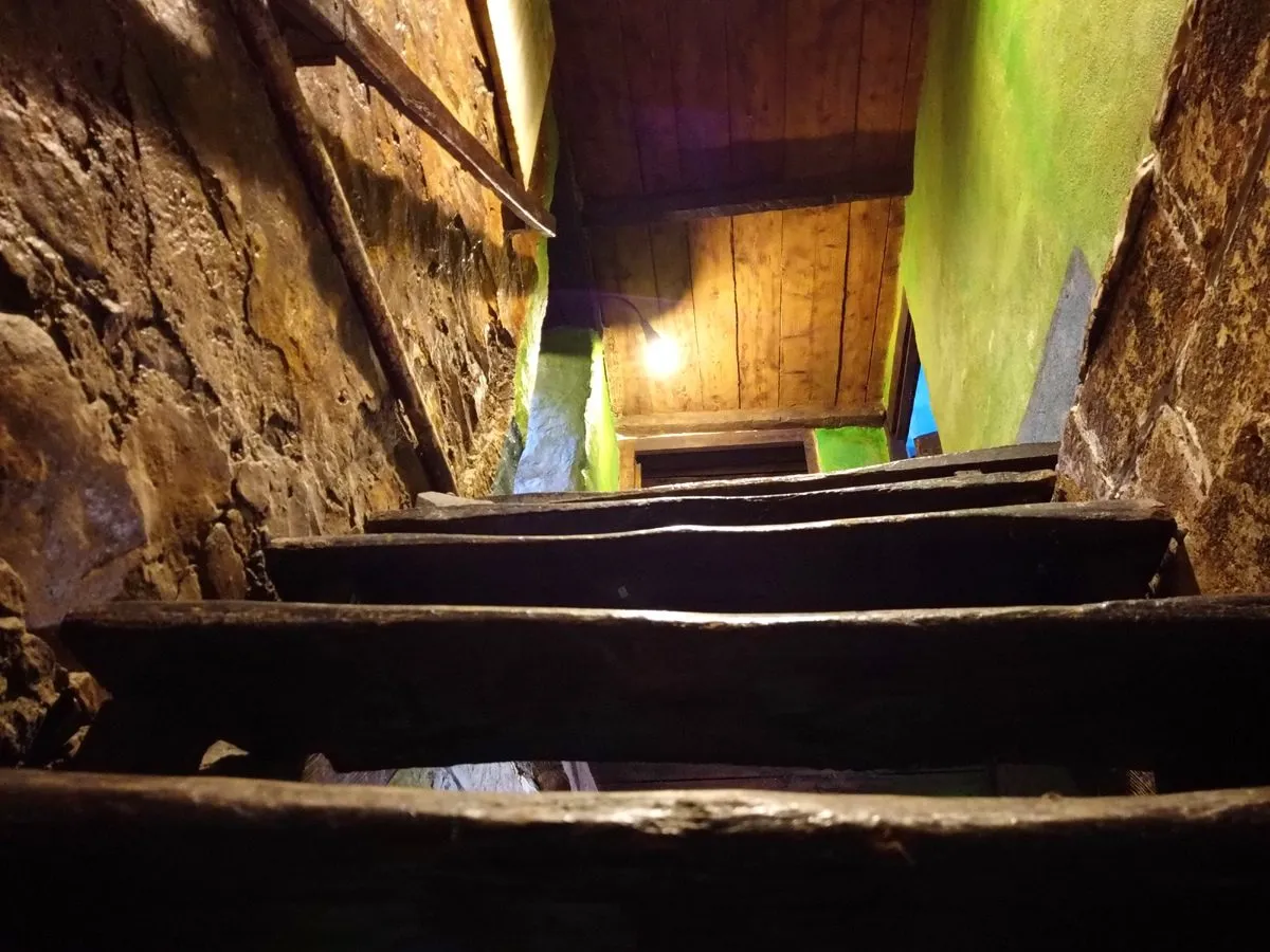 Historic Five-Bedroom Stone Mill with Pool in Garfagnana, Tuscany - View image 40 of 62