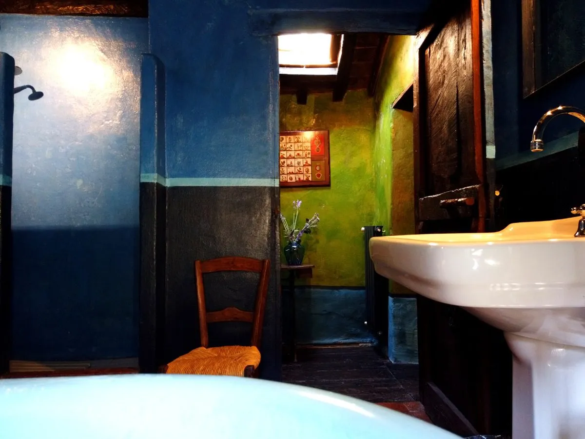 Historic Five-Bedroom Stone Mill with Pool in Garfagnana, Tuscany - View image 53 of 62