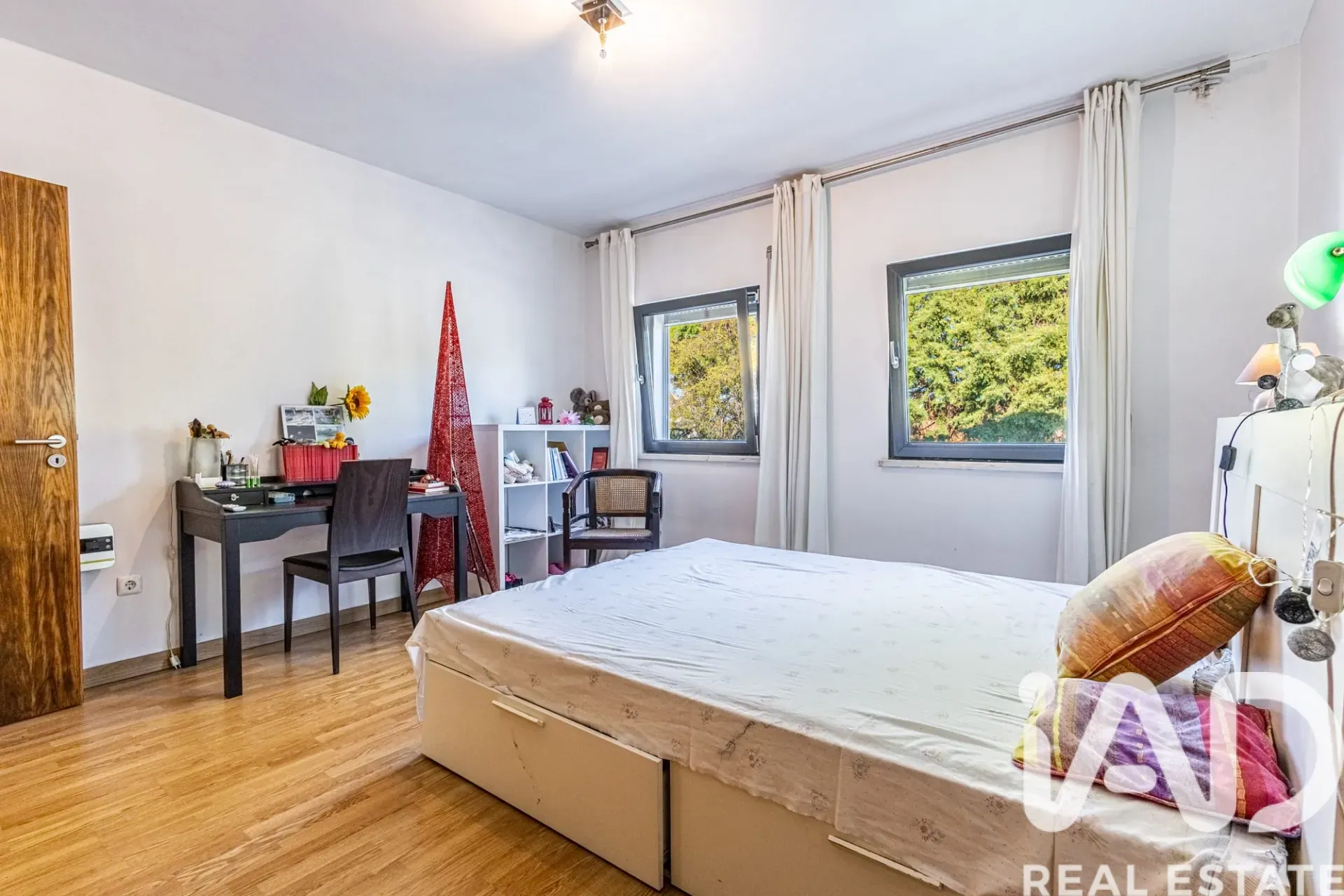 Contemporary 2-Bedroom House with Expansive Garden in Lourinhã, Portugal - View image 11 of 32