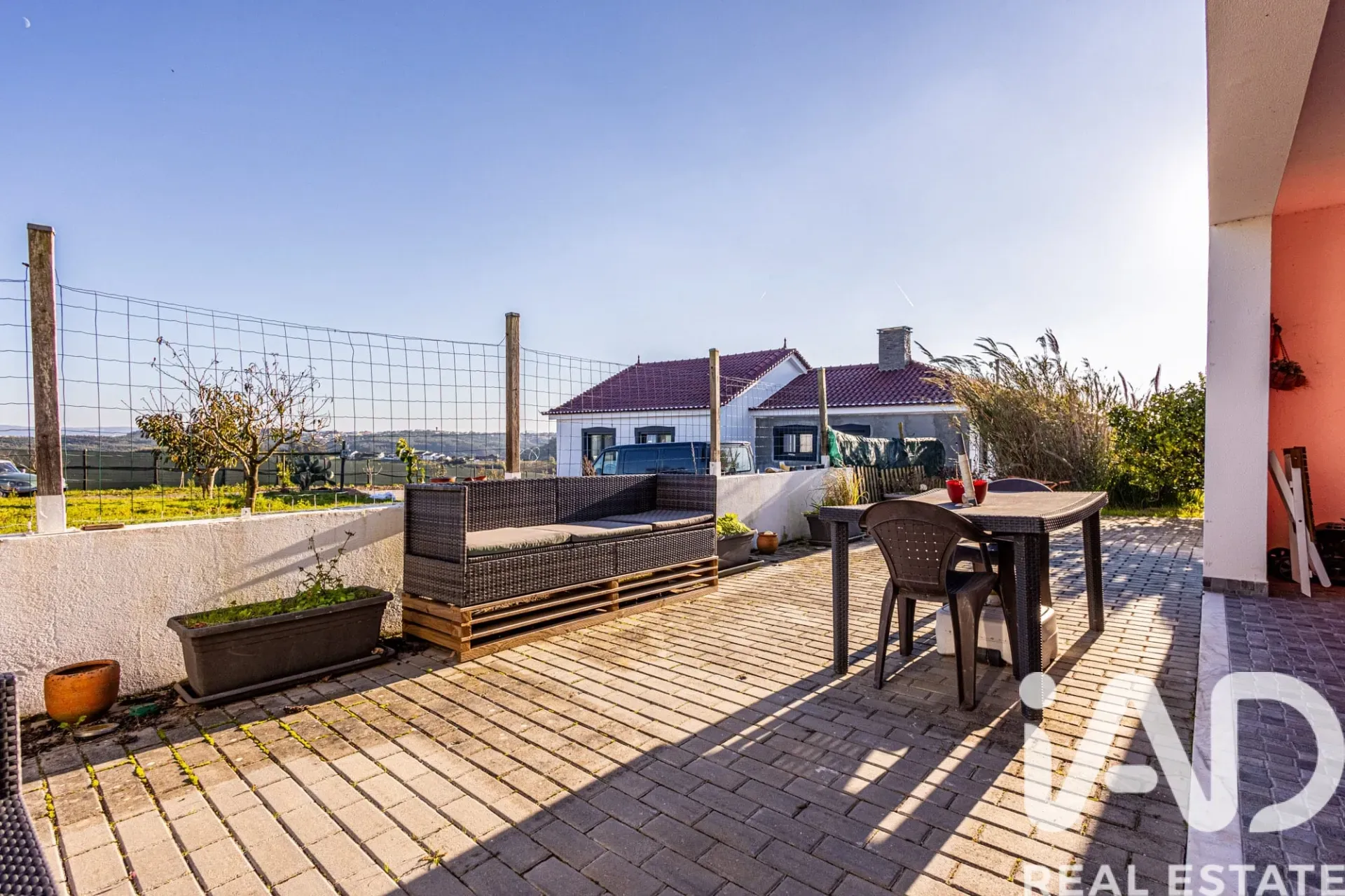 Contemporary 2-Bedroom House with Expansive Garden in Lourinhã, Portugal - View image 16 of 32